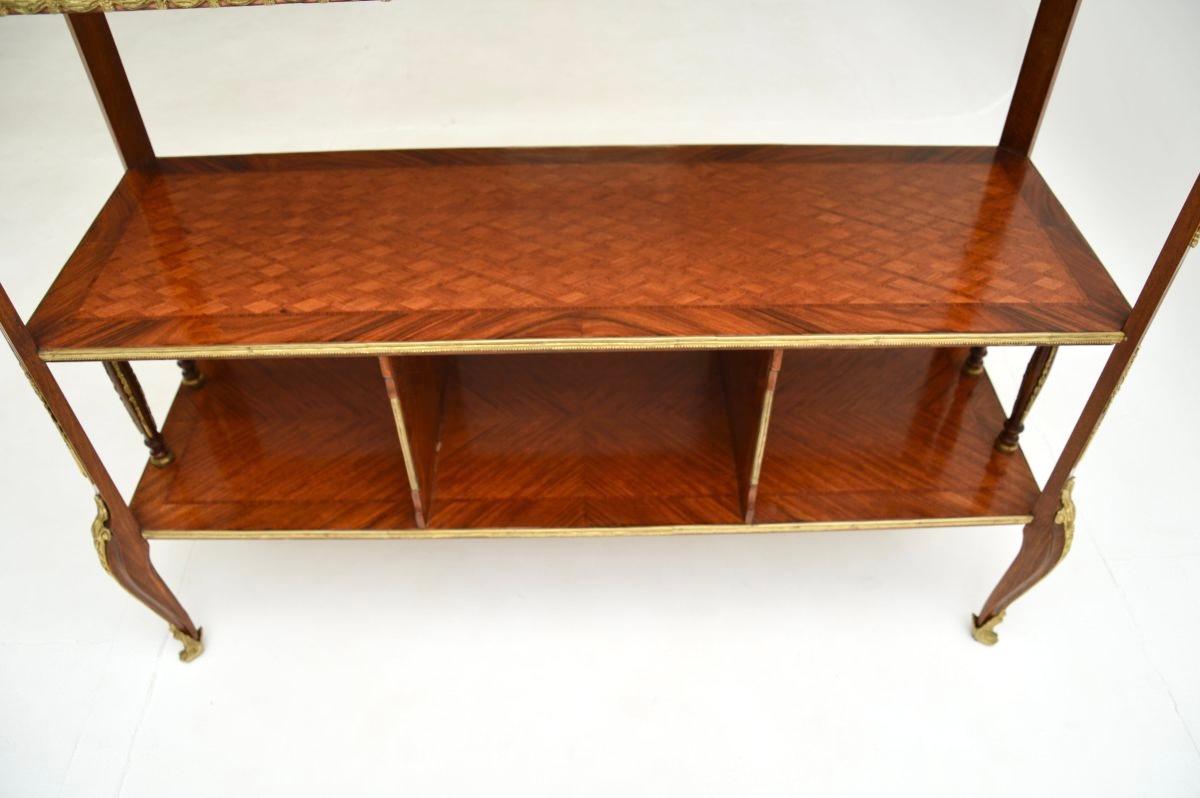 Ancienne étagère française de style Louis XV en vente 2