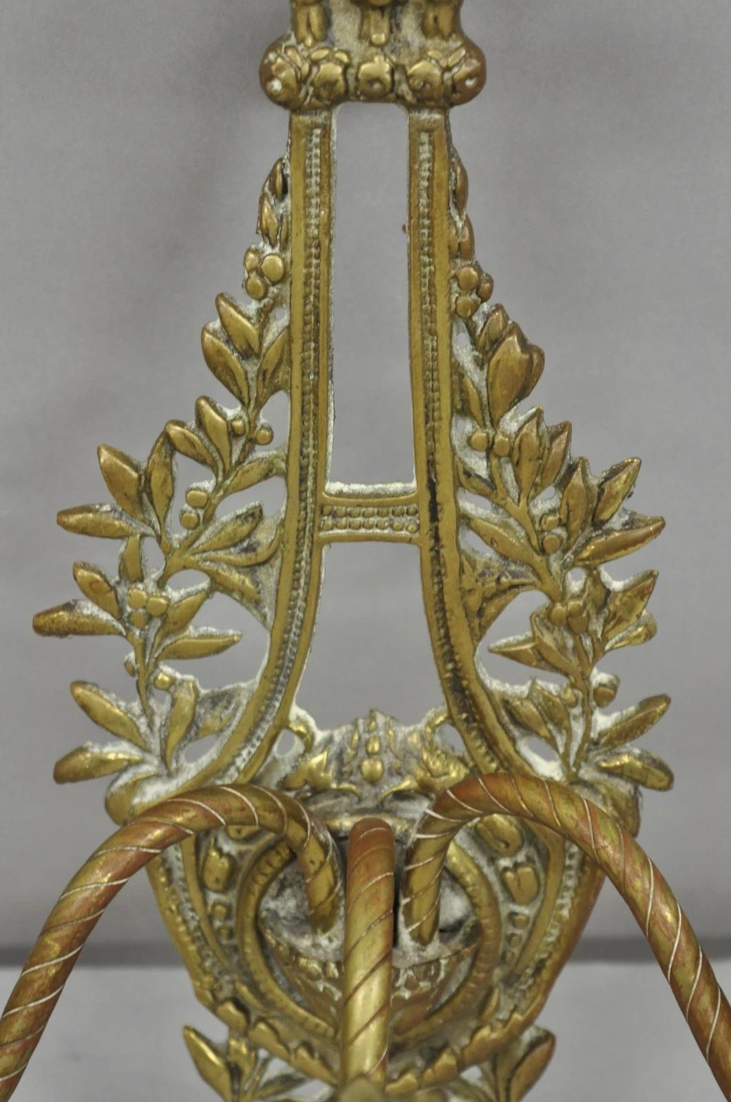 Sconosciuto Antique French Louis XV Style Figural Bronze Candelabra Wall Sconces - a Pair in vendita
