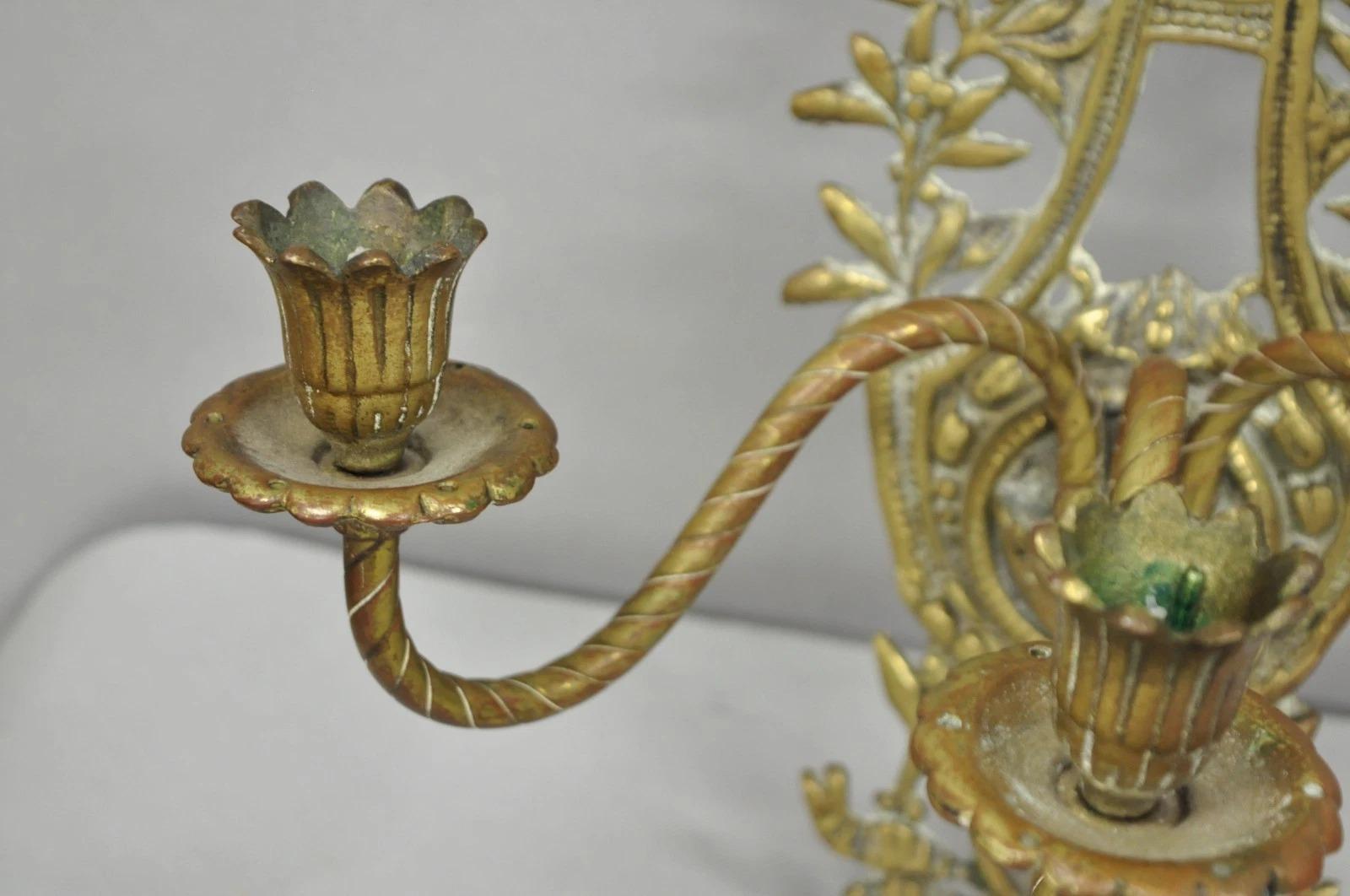 Antique French Louis XV Style Figural Bronze Candelabra Wall Sconces - a Pair in vendita 1