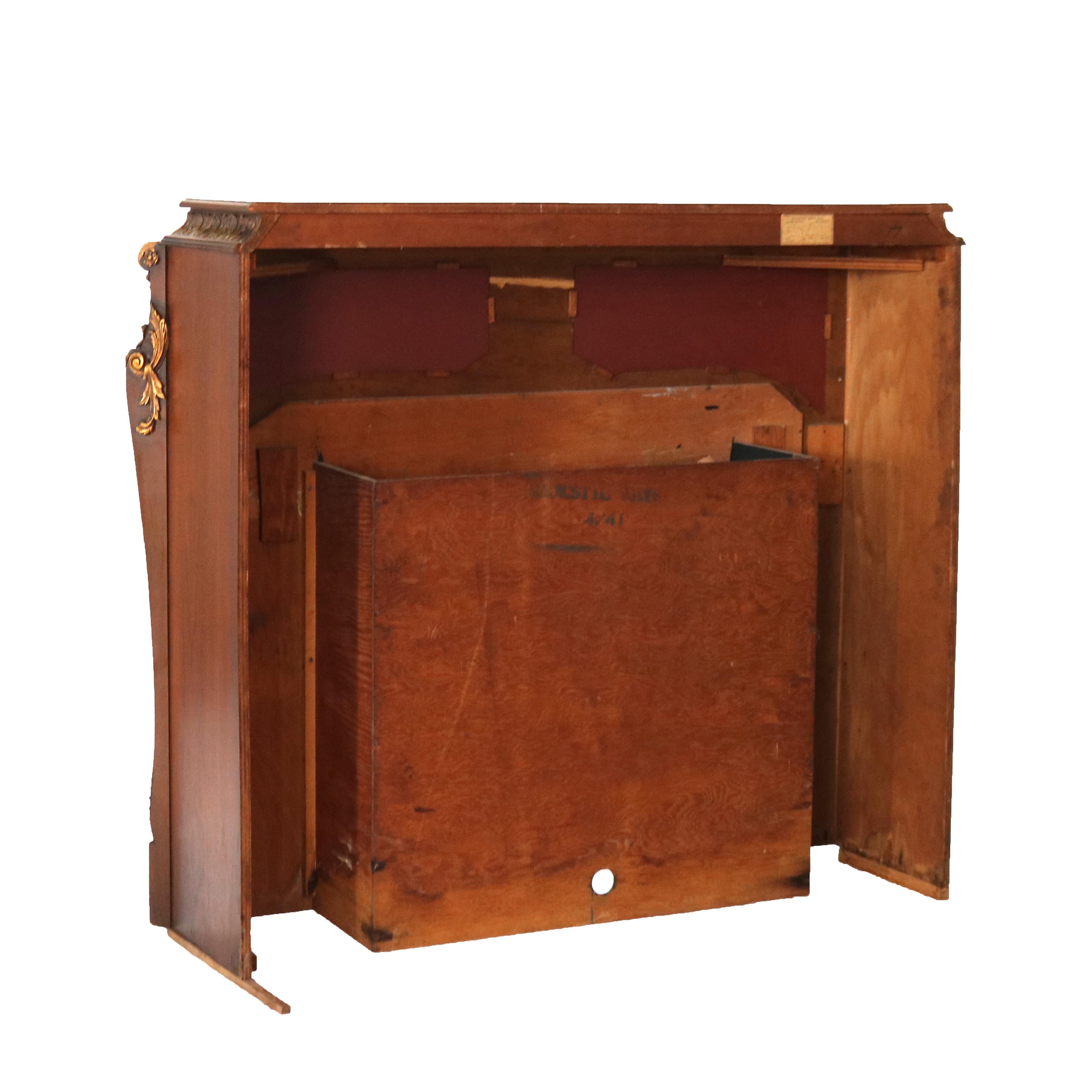 Antique French Louis XV Stil Laub geschnitzt Nussbaum & vergoldet Kamin Mantel im Angebot 7