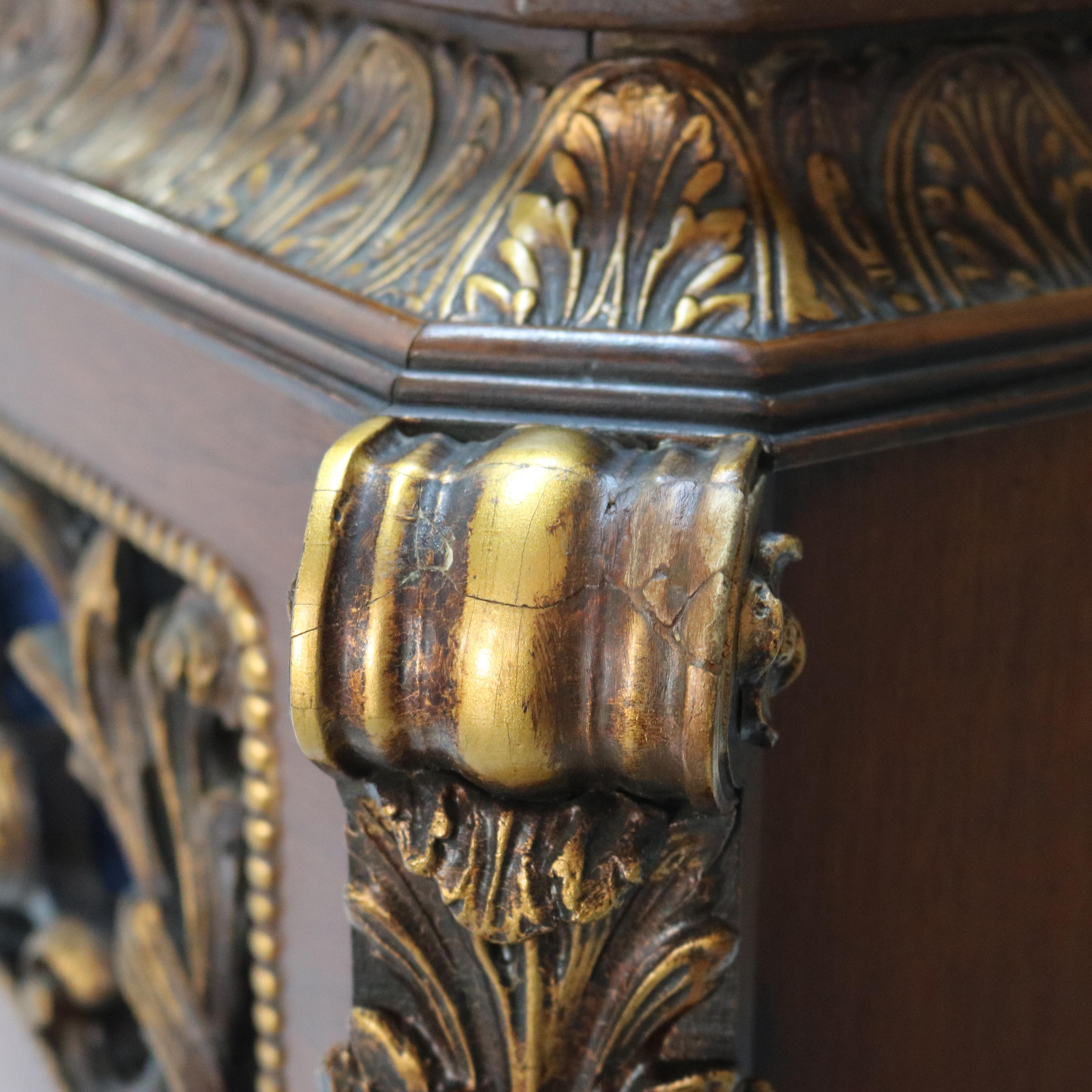 Antique French Louis XV Stil Laub geschnitzt Nussbaum & vergoldet Kamin Mantel (Walnuss) im Angebot