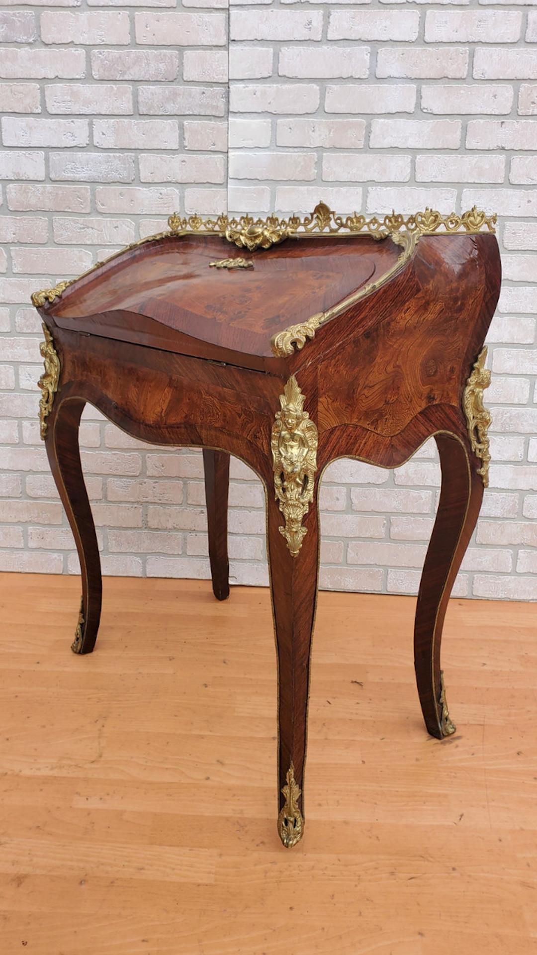 Antique French Louis XV Style Gilt Bronze Mounted Bureau De Pente Writing Desk in vendita 2
