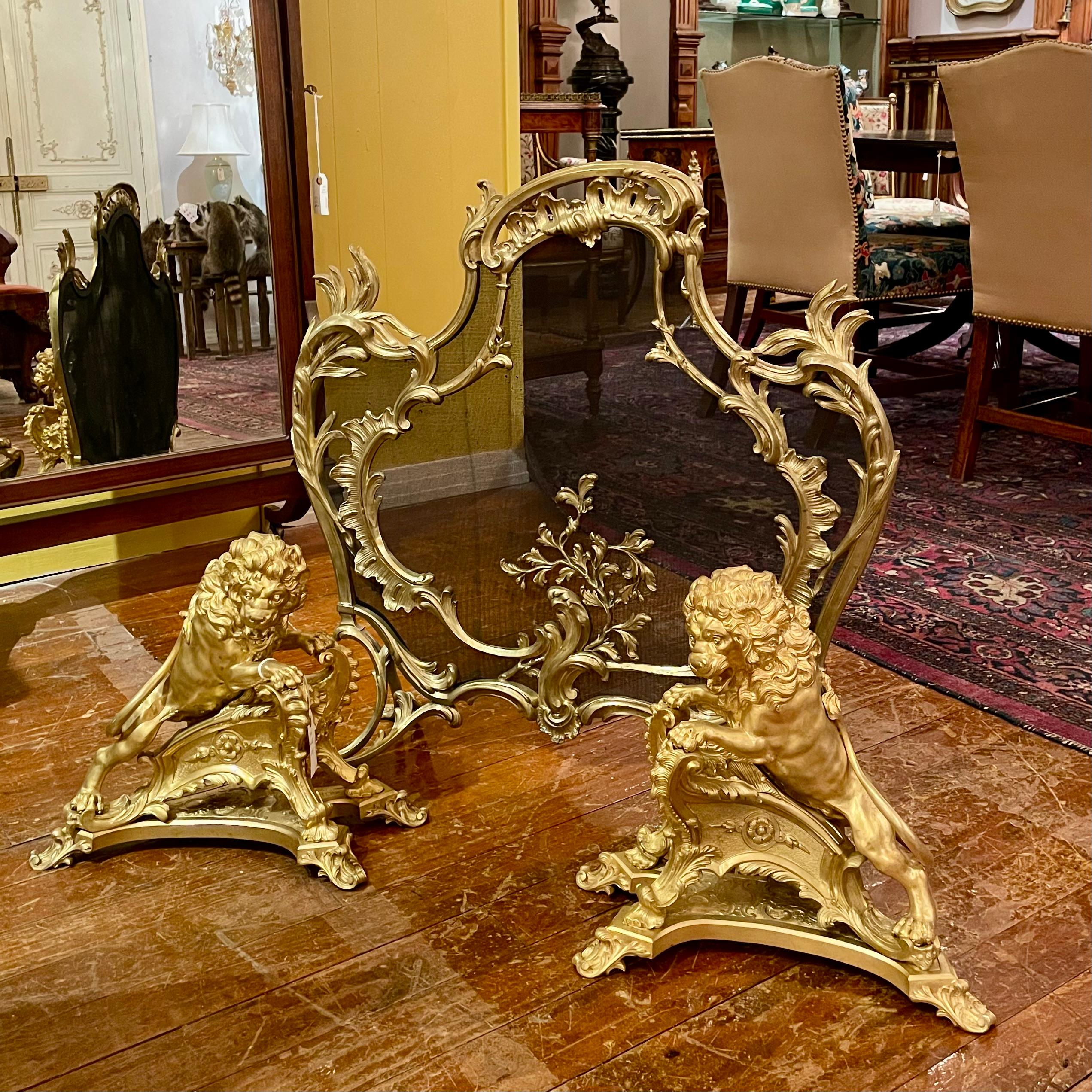 Antique French Louis XV Style Gold Bronze Fire Screen, CIRCA 1890. im Angebot 3