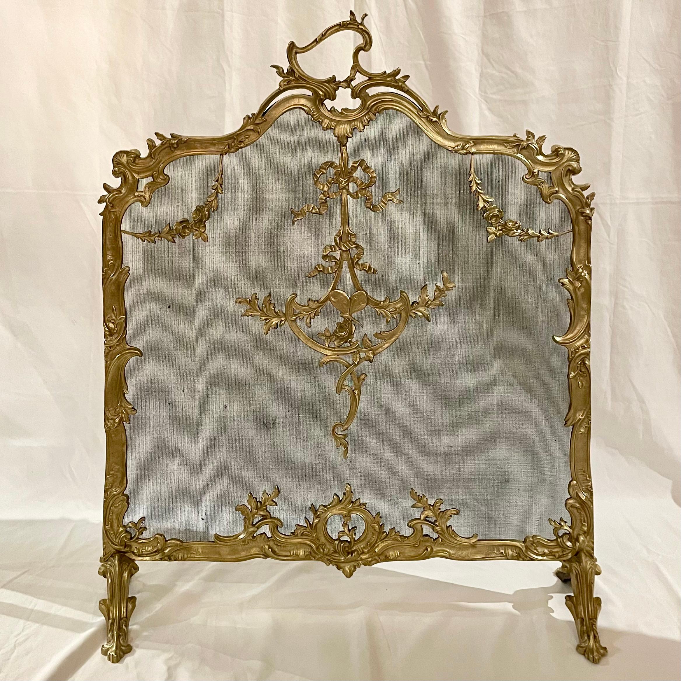 Antique French Louis XV Style Gold Bronze Fire Screen, Circa 1890's. In Good Condition For Sale In New Orleans, LA
