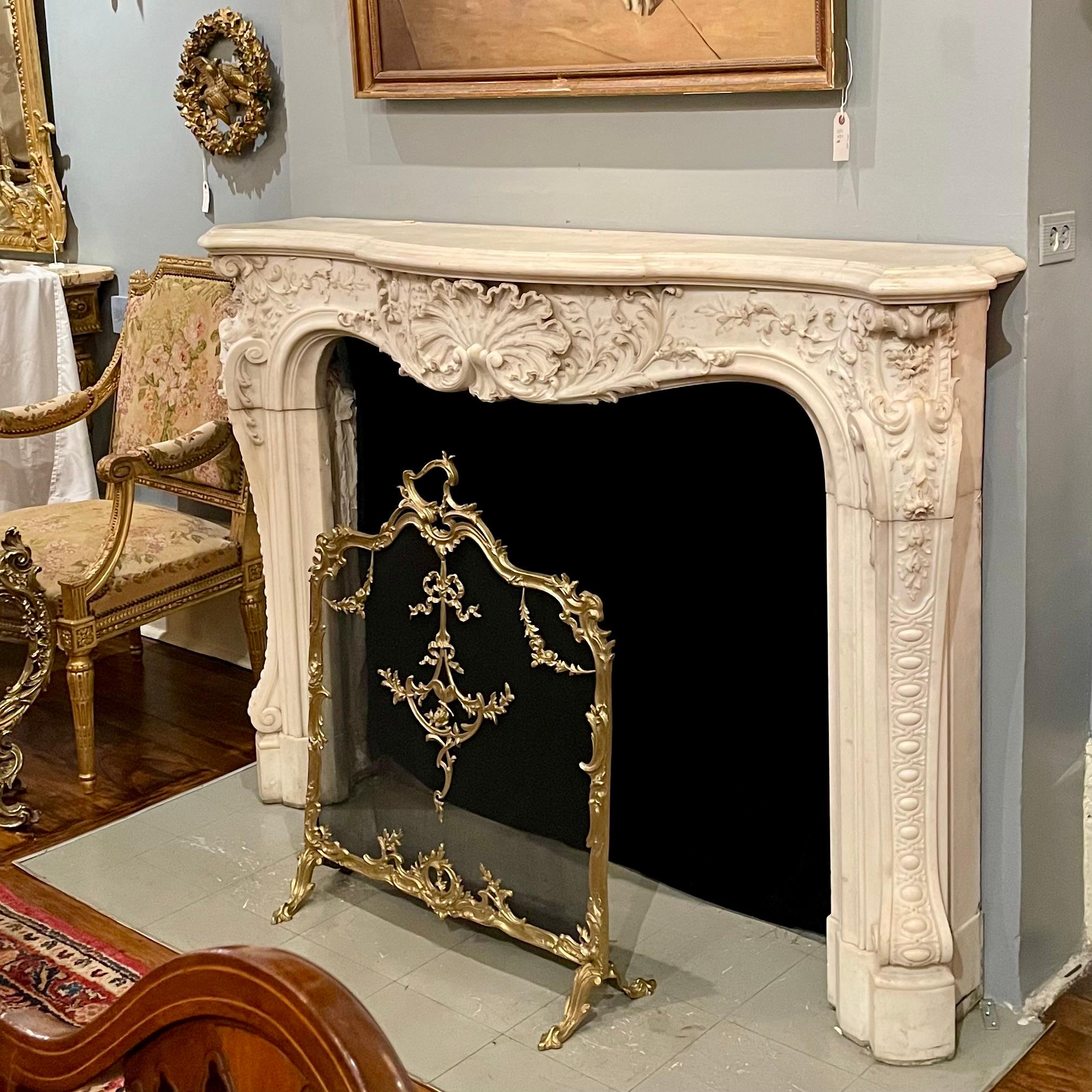 Antique French Louis XV Style Gold Bronze Fire Screen, Circa 1890's. For Sale 5