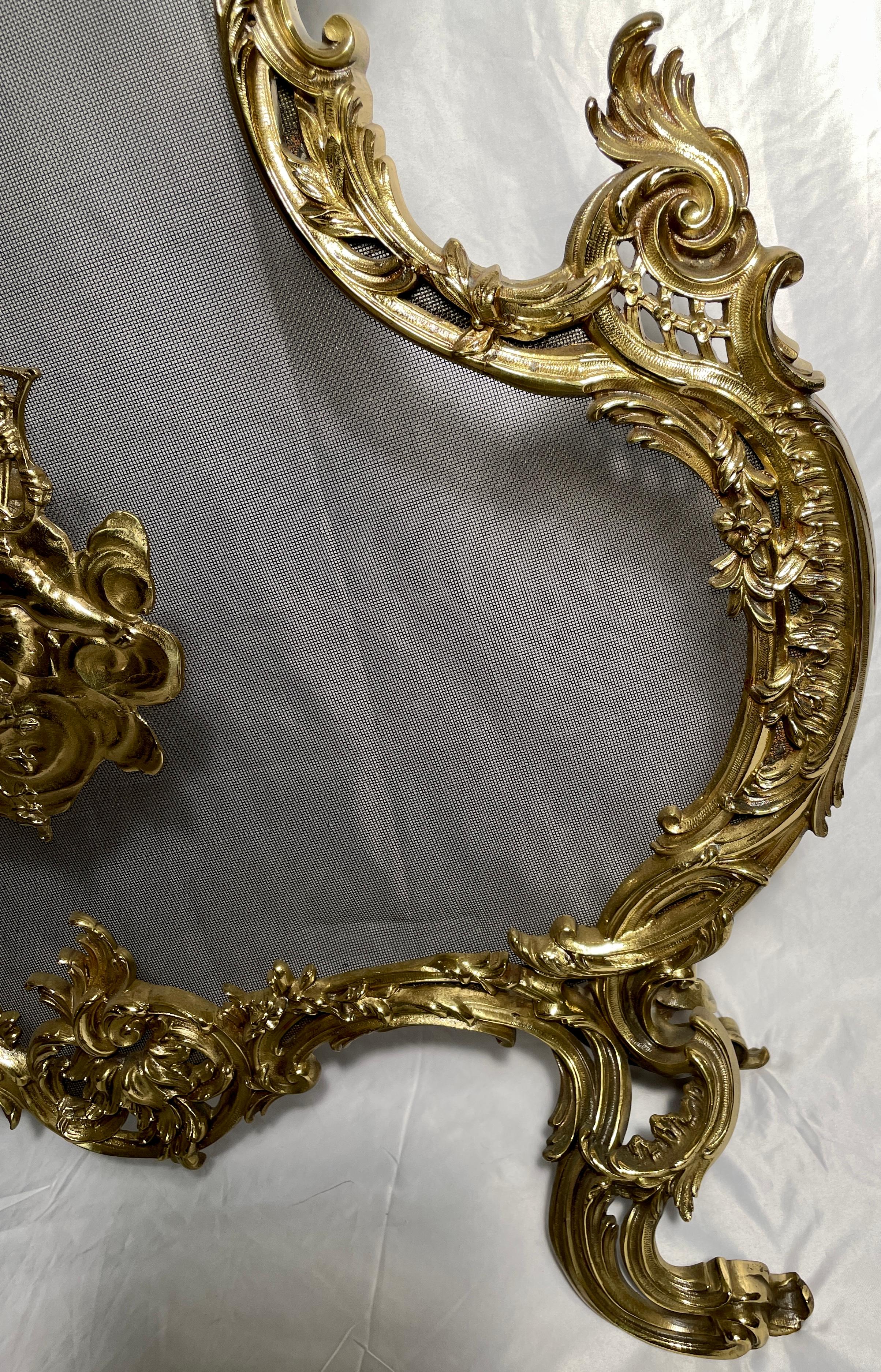 Antique French Louis XV Style Gold Bronze Fire Screen, Circa 1900 For Sale 1