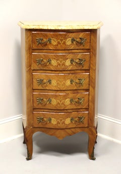 Ancienne commode à lingerie en marqueterie de bois de roi de style Louis XV - A