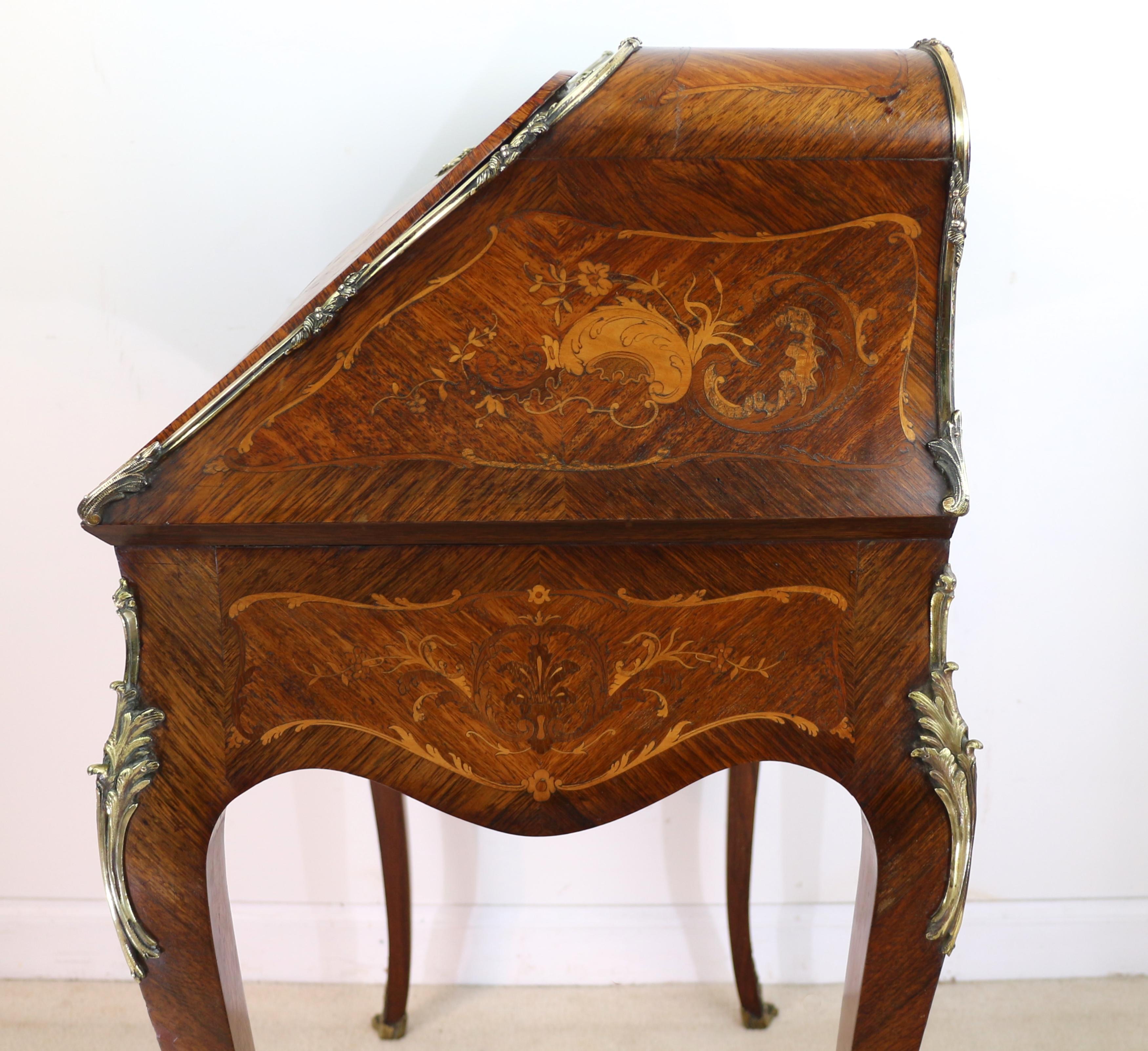 Antique French Louis XV Style Kingwood and Marquetry Bureau de Dame For Sale 5
