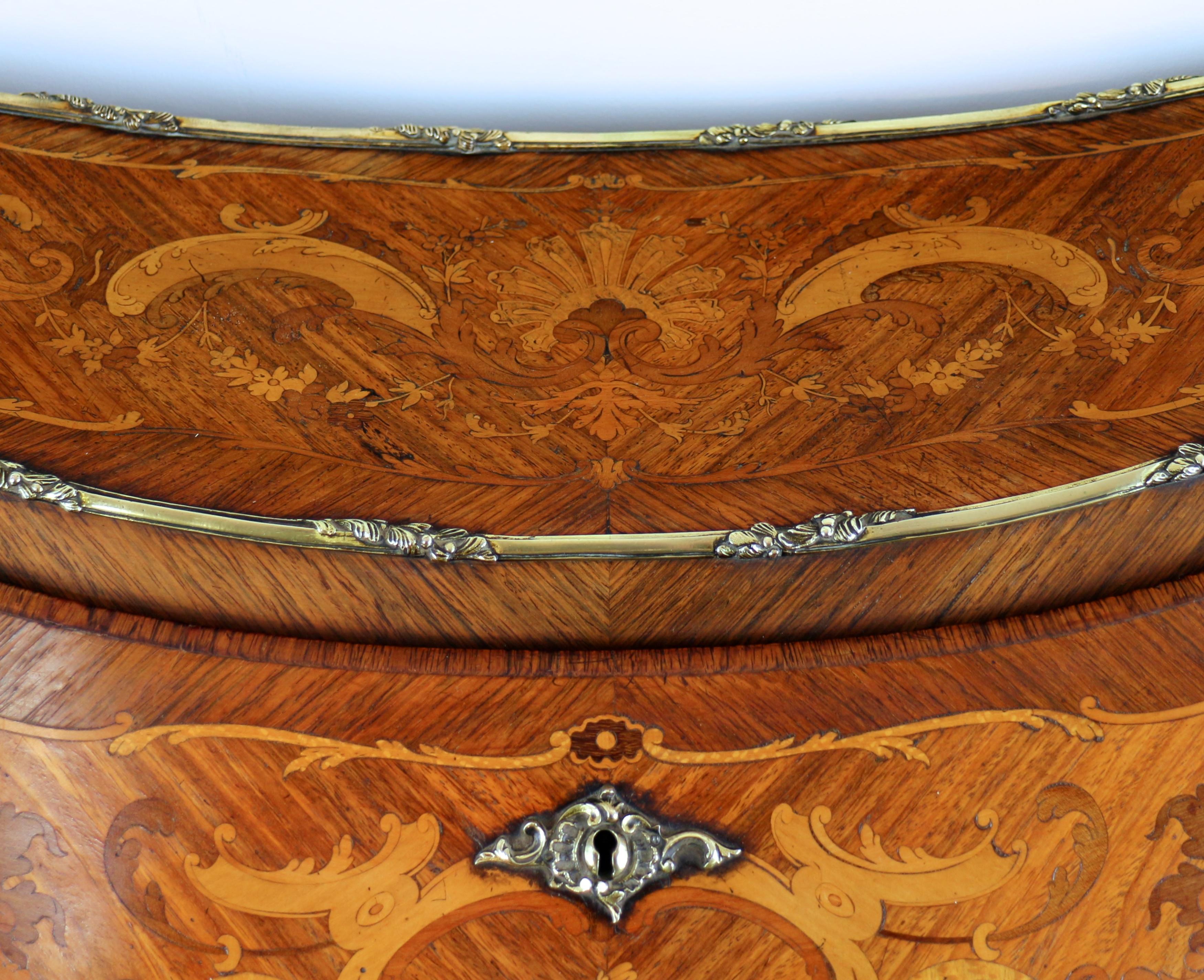 Antique French Louis XV Style Kingwood and Marquetry Bureau de Dame In Good Condition In Glasgow, GB