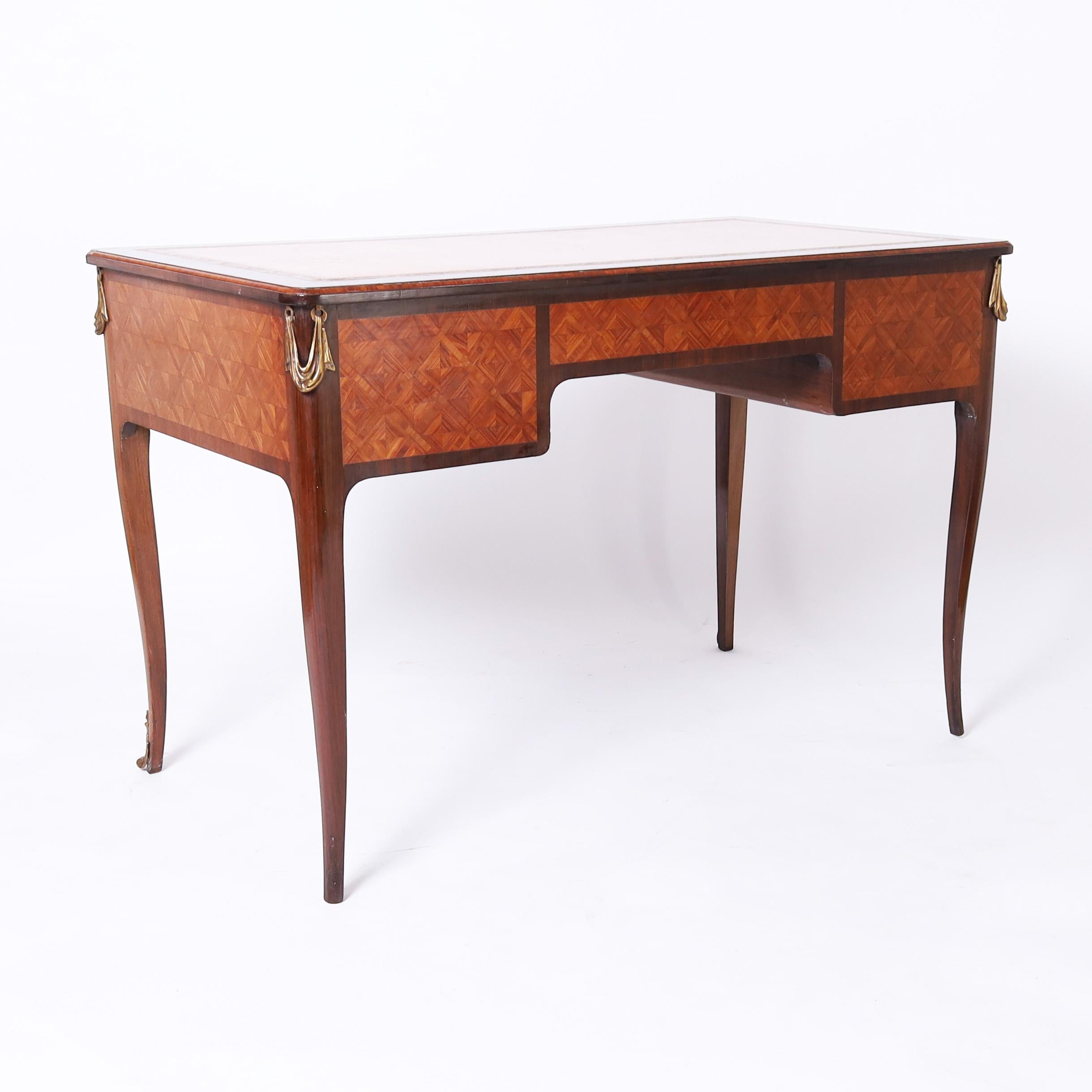 Antique French Louis XV Style Leather Top Desk In Good Condition For Sale In Palm Beach, FL