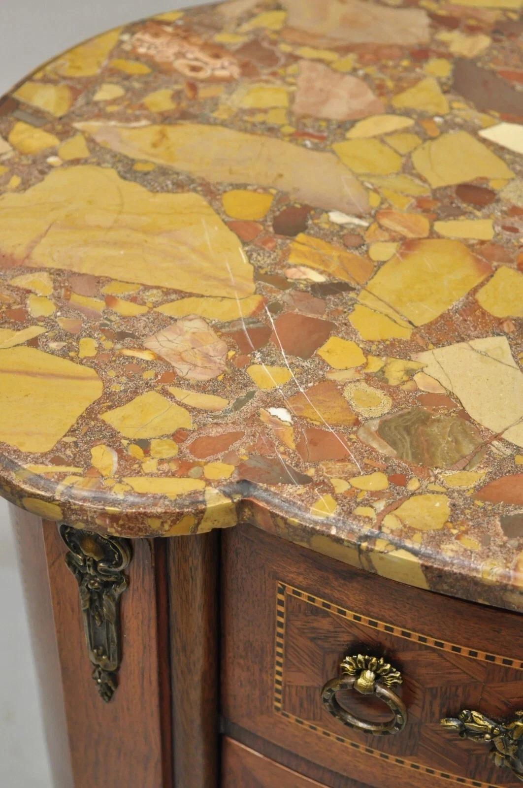 Antique French French Louis XV Style Marble Top Bombe Commode Nightstand Side Table en vente 3