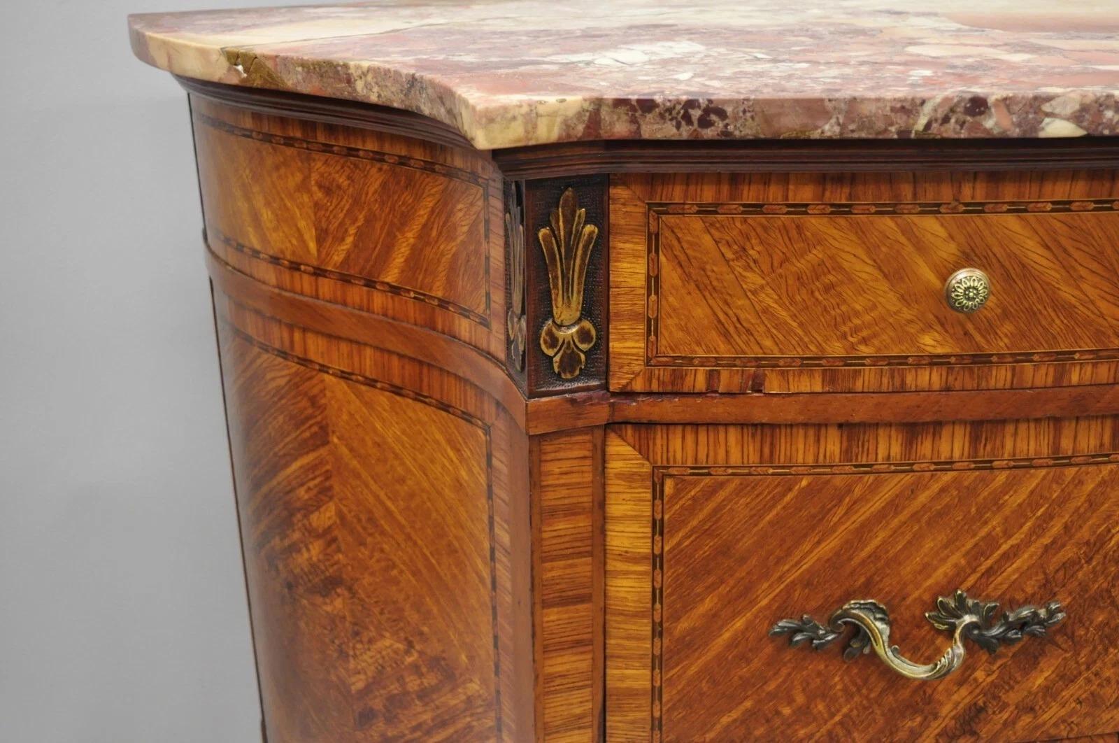 Antique French Louis XV Style Marble Top Satinwood Demilune Commode Dresser In condizioni buone in vendita a Philadelphia, PA
