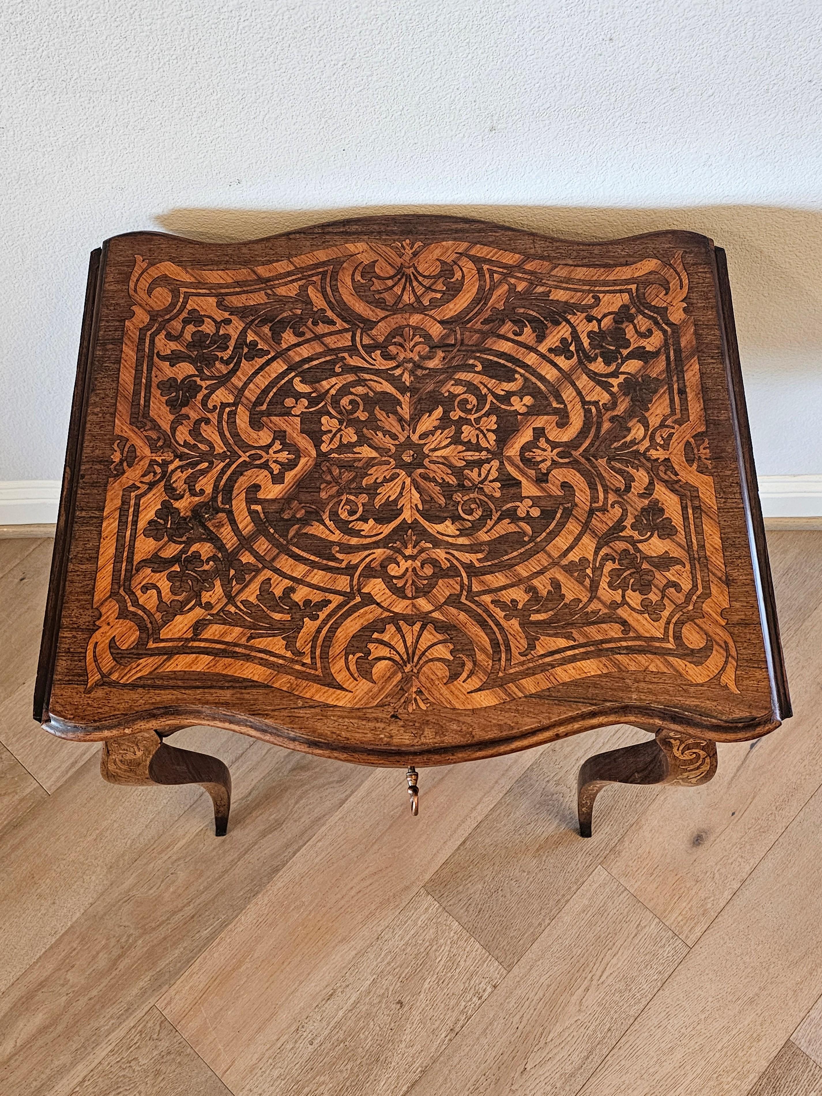 Antique French Mesa Auxiliar de Marquetería de Hoja Caída Estilo Luis XV para Costura en venta 5