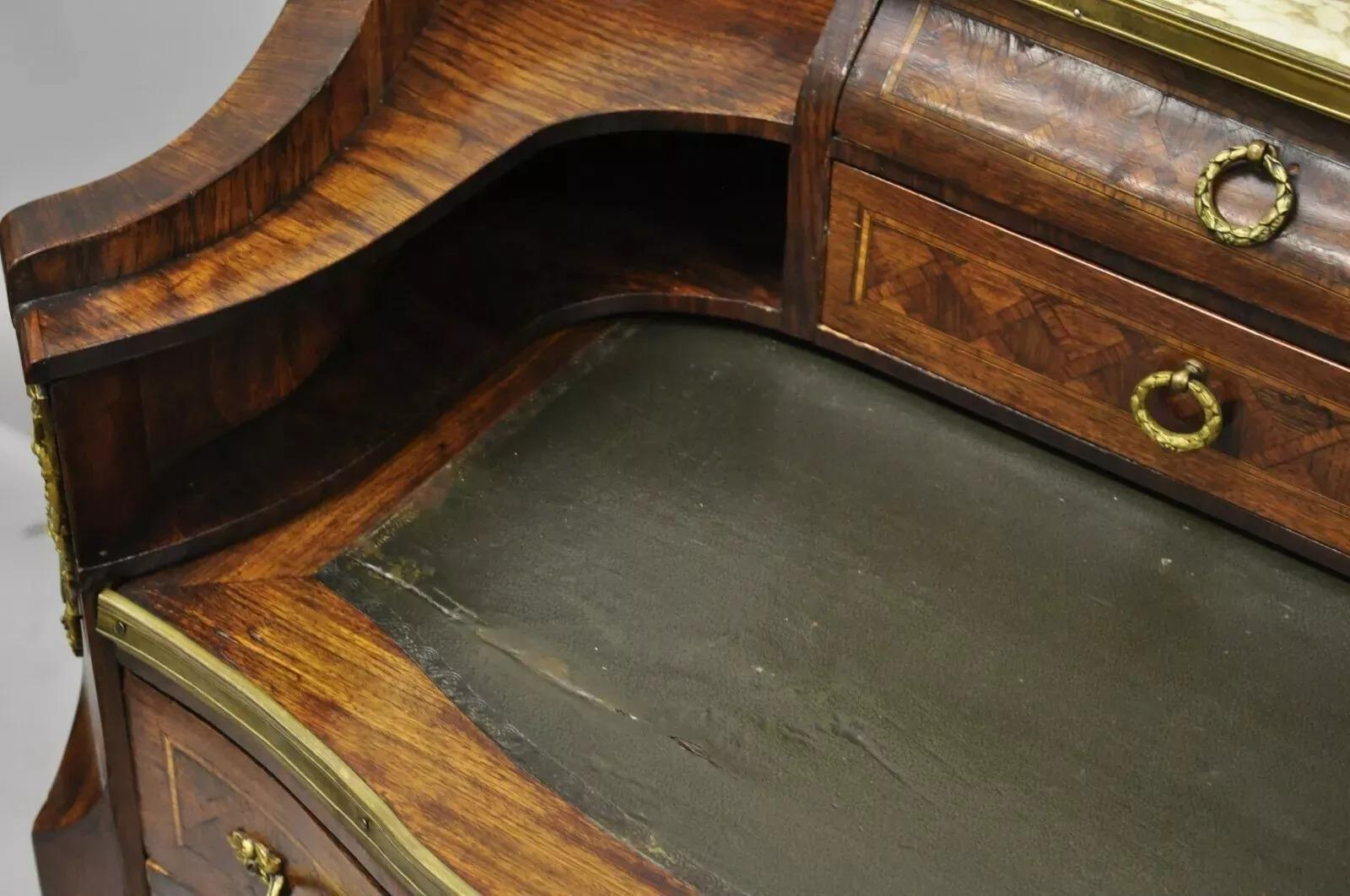 Ancien bureau français de style Louis XV incrusté de marqueterie Demilune en vente 1