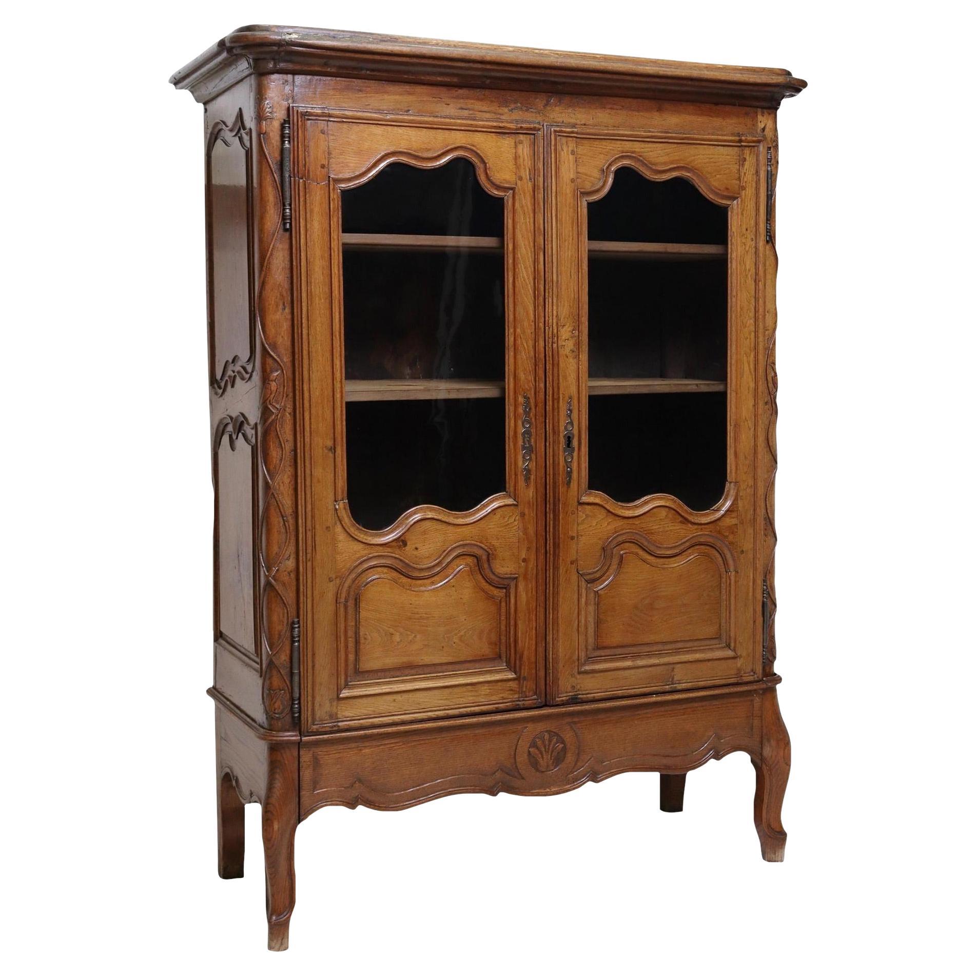 Antique French Louis XV Style Oak Display Cabinet Vitrine For Sale