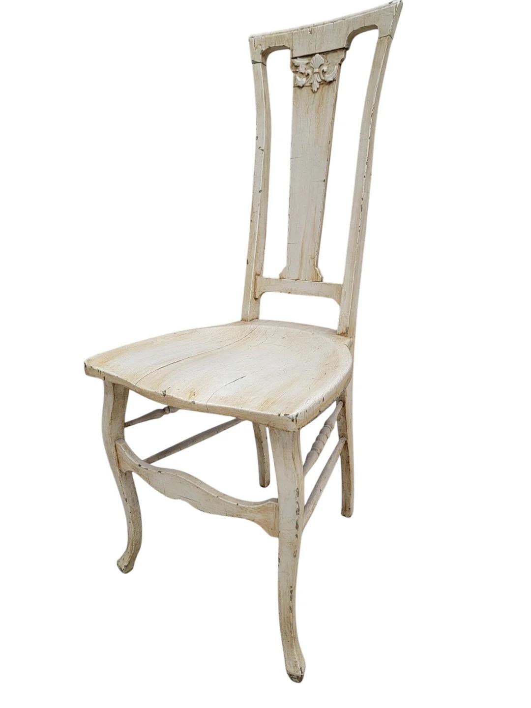 Ancienne table de toilette sculptée de style Louis XV française avec chaise en vente 6