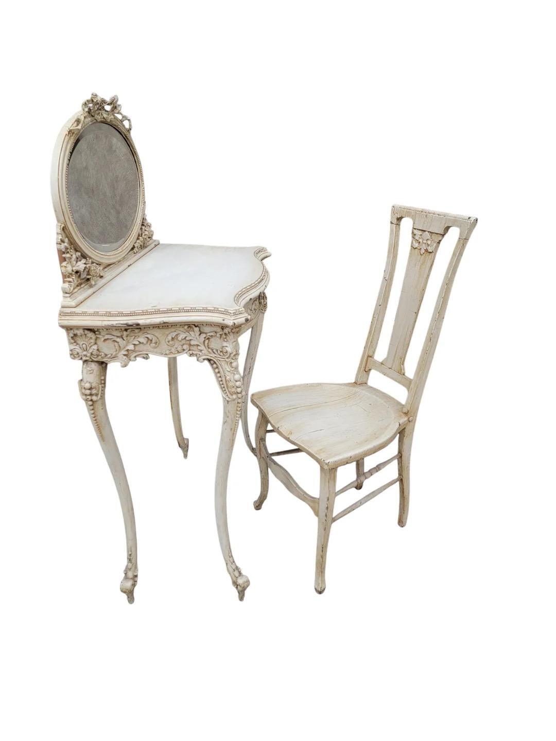 Ancienne table de toilette sculptée de style Louis XV française avec chaise en vente 8