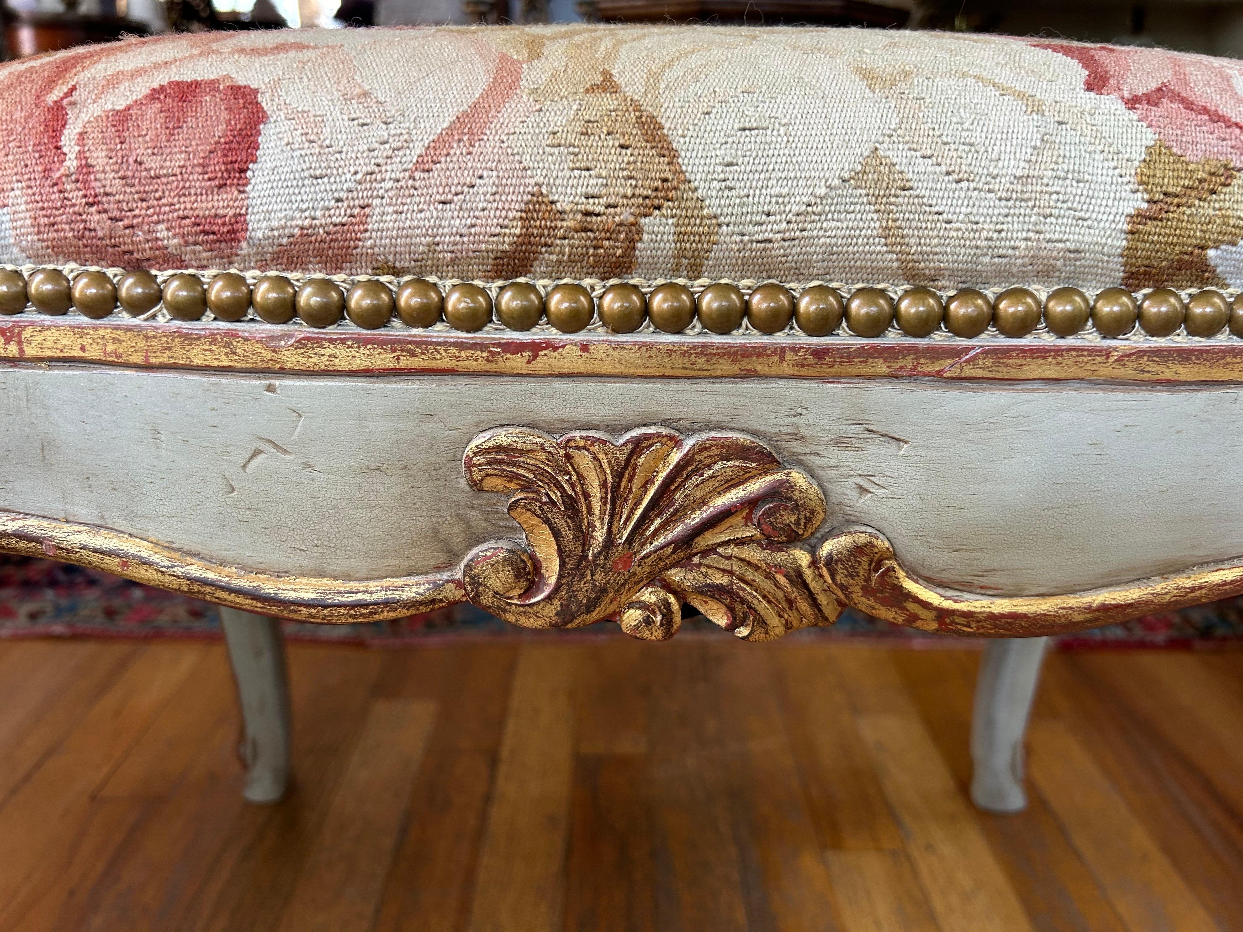 Antique pouf français de style Louis XV Bon état - En vente à Houston, TX