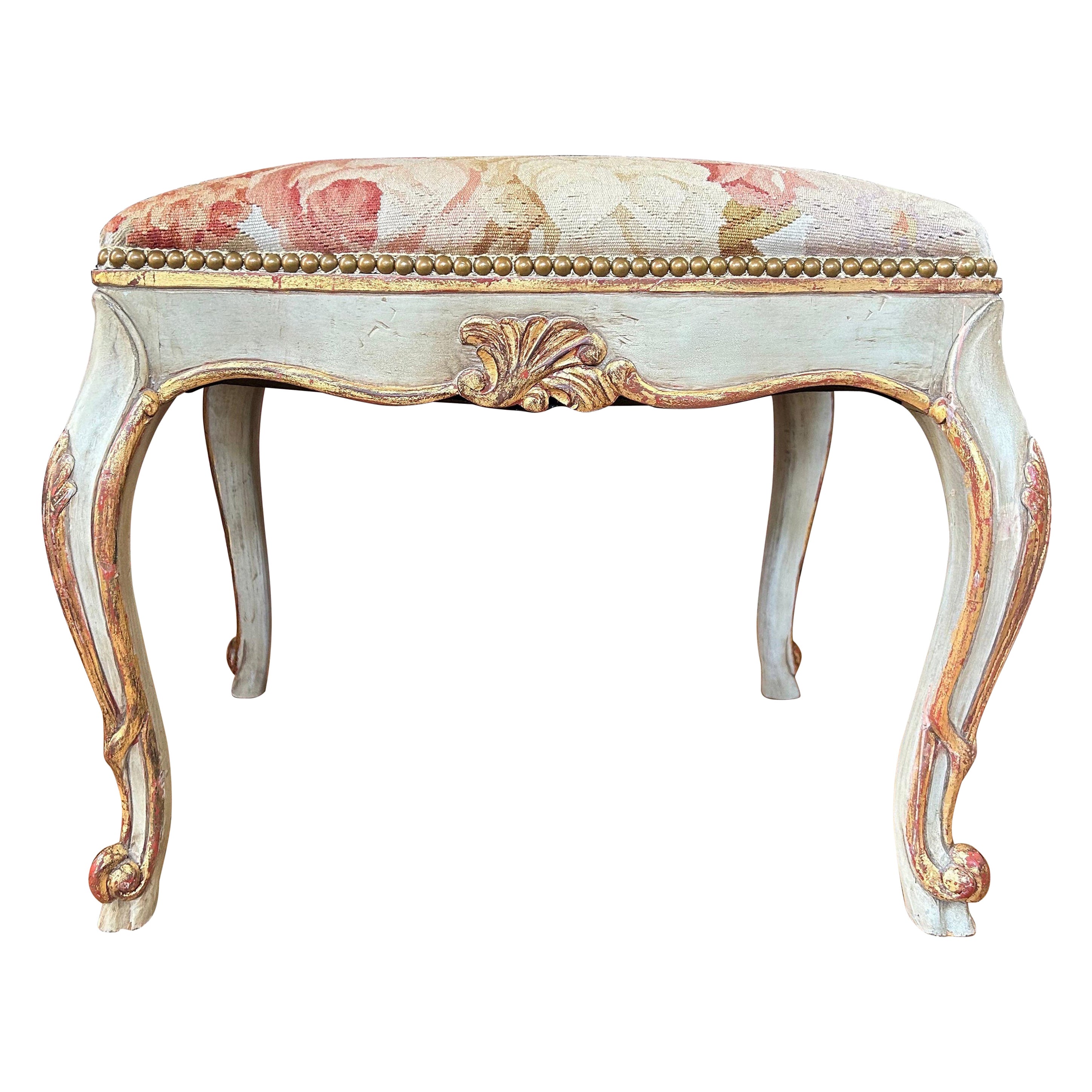 Antiker französischer Ottomane im Louis-XV-Stil