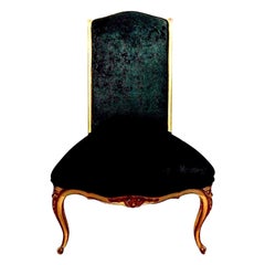 Chaise française ancienne de style Louis XV peinte et en bois doré