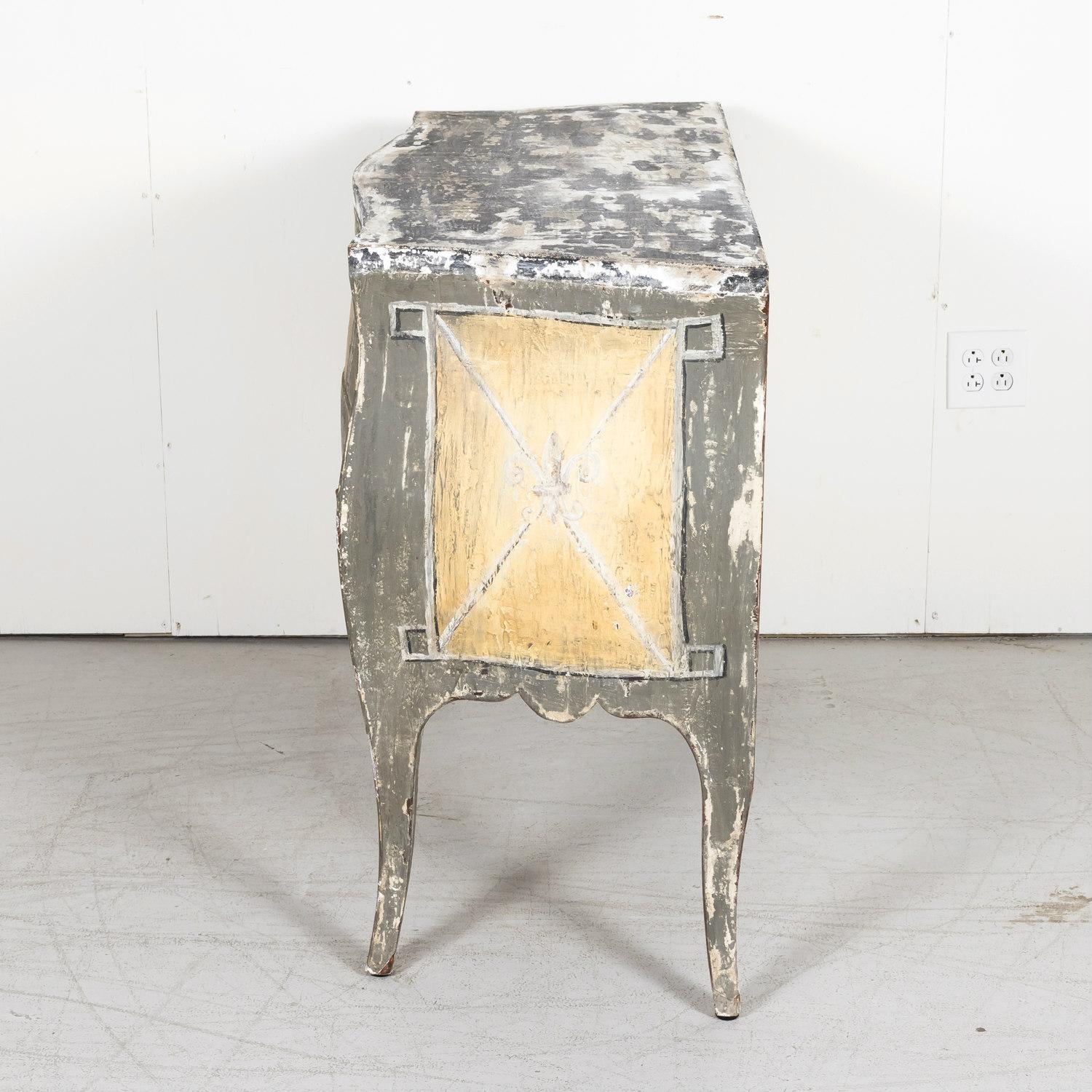 Antique French Louis XV Style Painted Commode Sauteuse in vendita 8