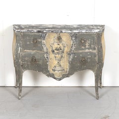 Ancienne commode sauteuse française peinte de style Louis XV
