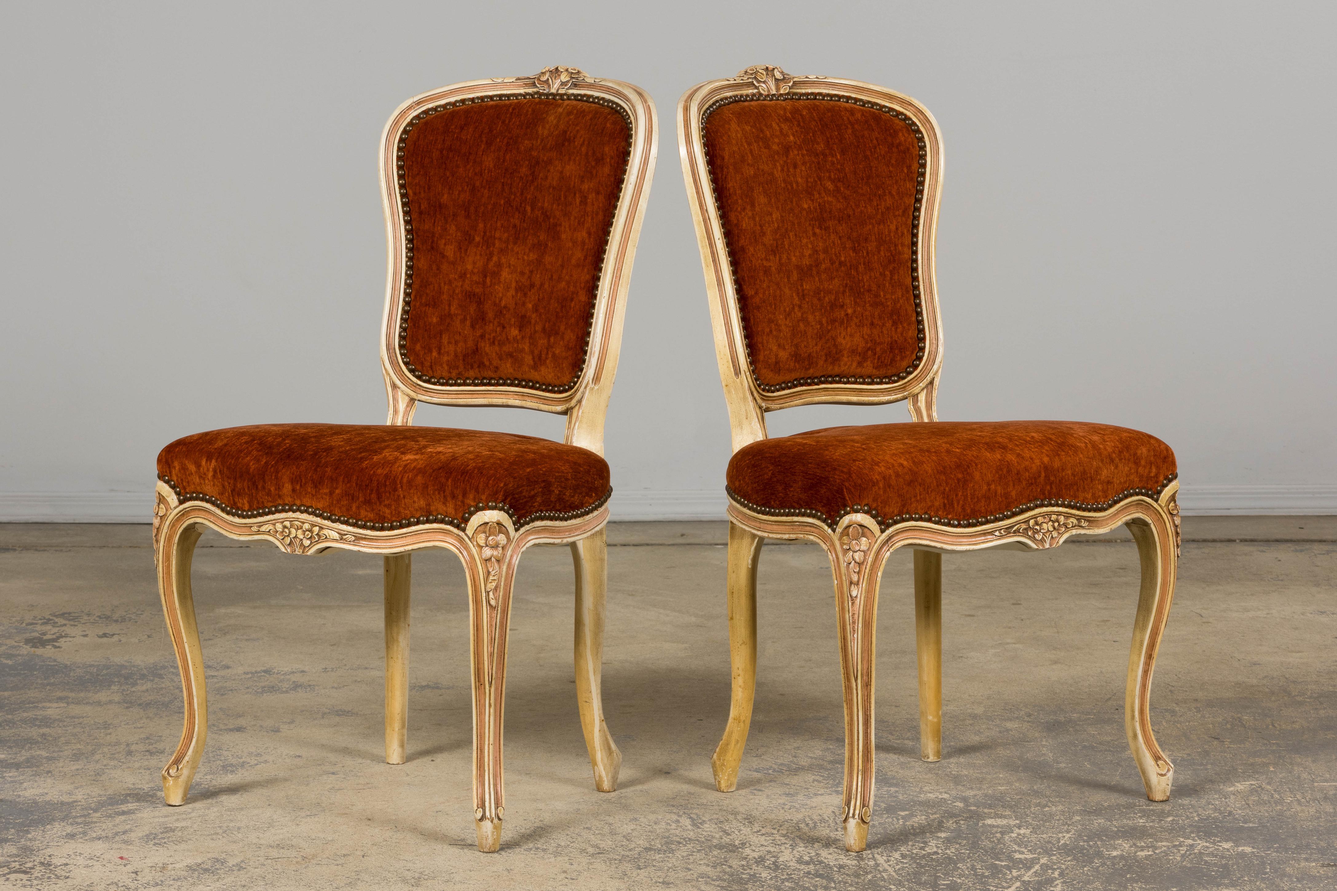 Antique French Louis XV Stil gemalt Esszimmerstühle In Rust Stoff - Set von 6 im Angebot 8