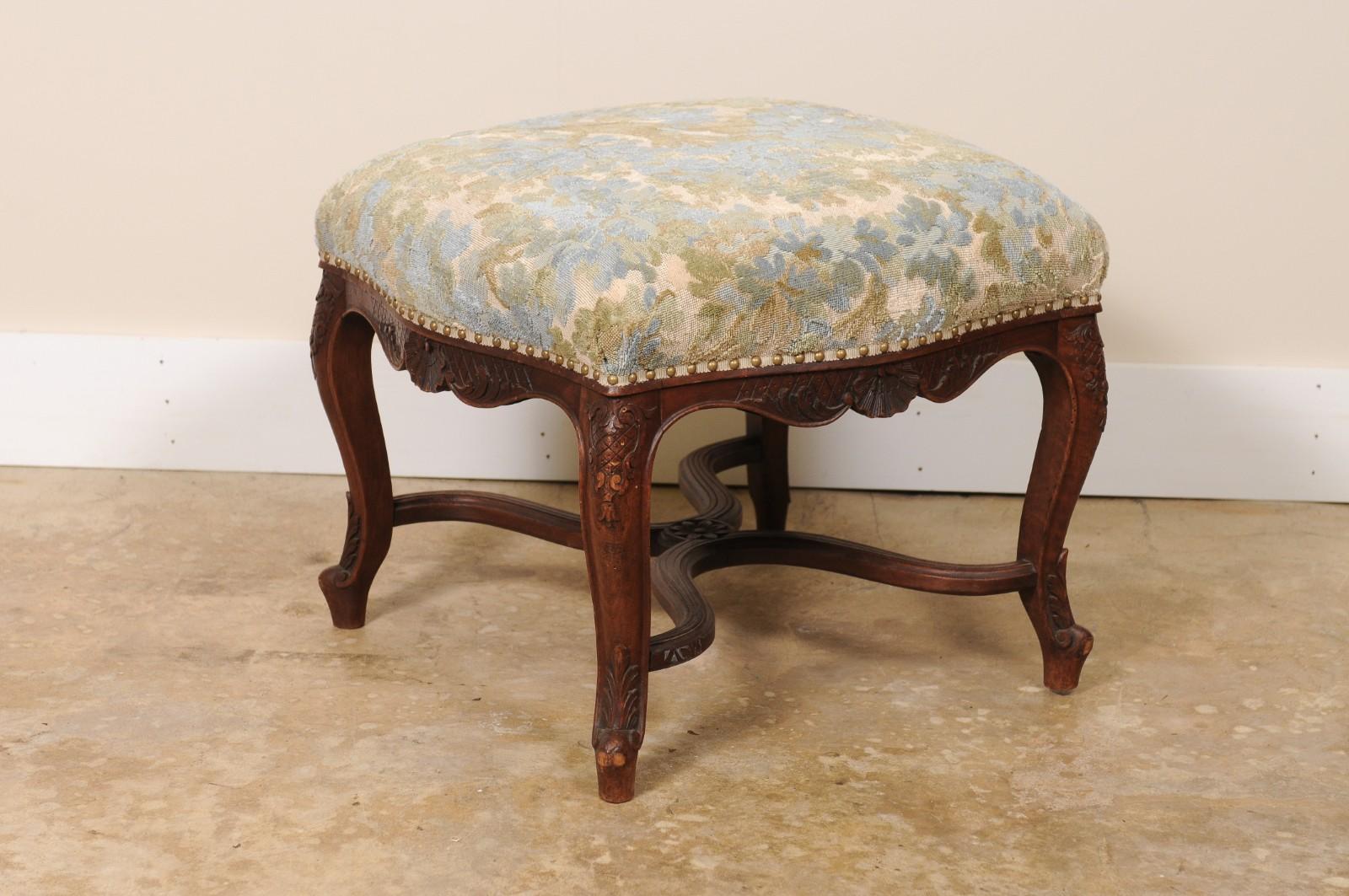 Fruitiers Tabouret provincial français ancien de style Louis XV en vachette et tout tissu Walden en vente