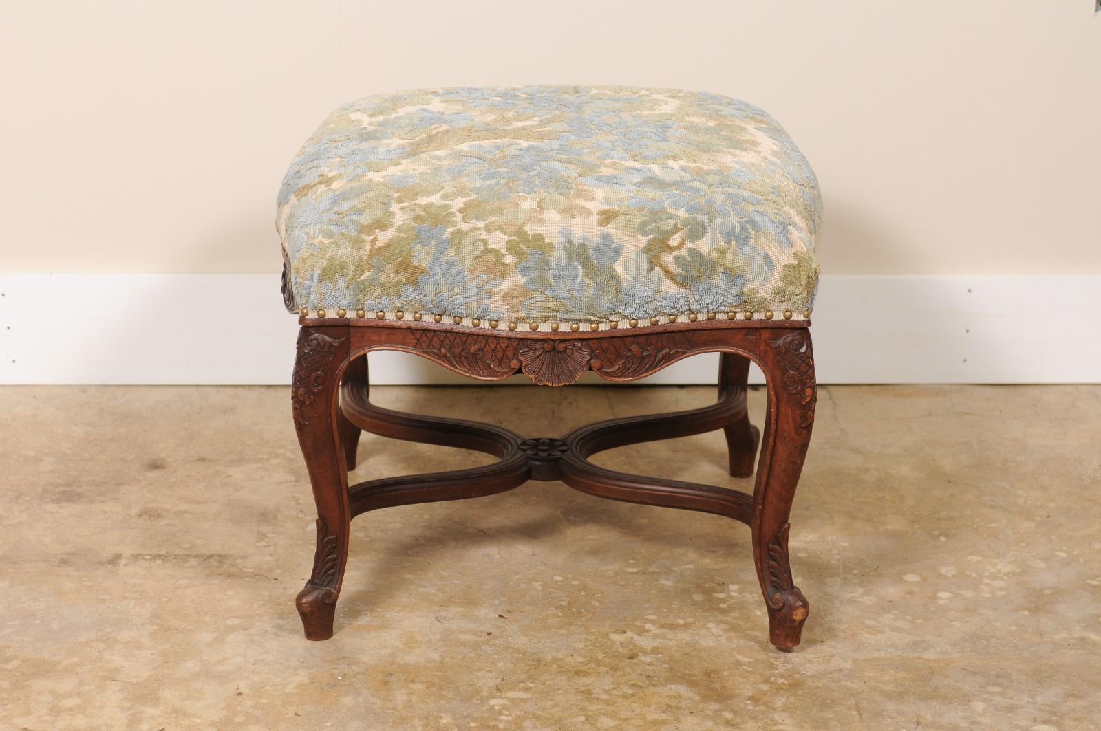 Tabouret provincial français ancien de style Louis XV en vachette et tout tissu Walden en vente 1