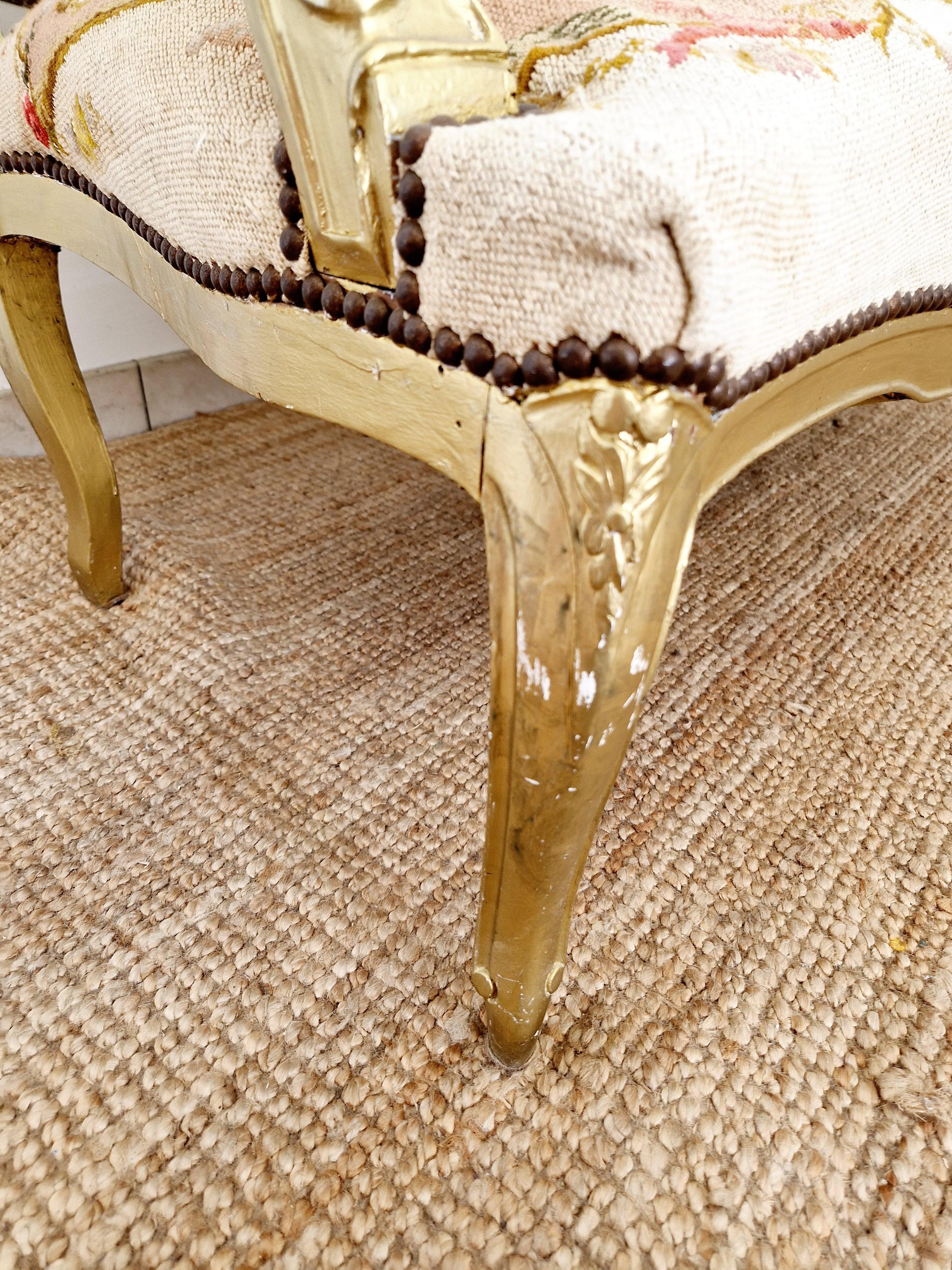 Canapé ancien français de style Louis XV en vente 1