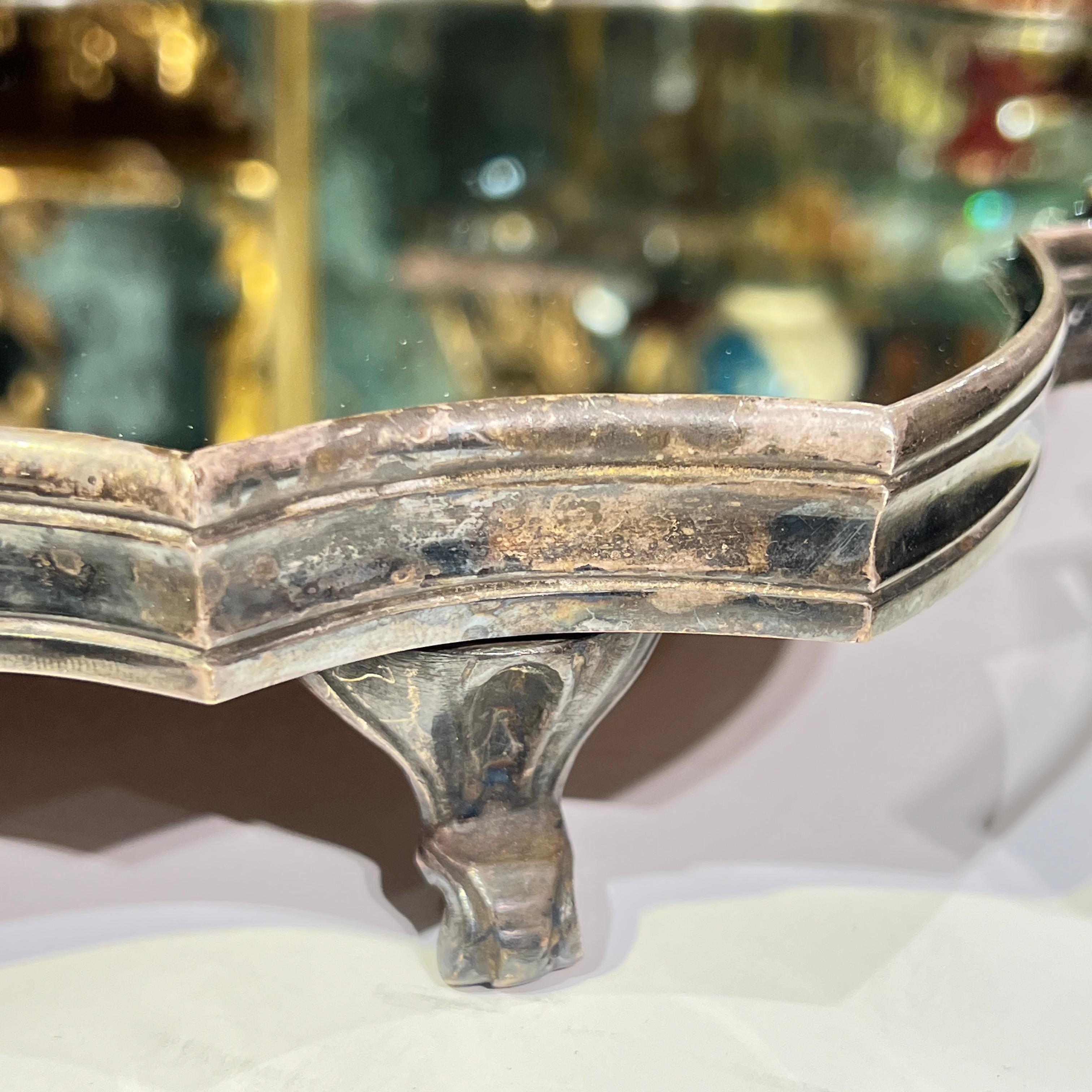 Antique French in stile Luigi XV  Platea a specchio in argento in tre pezzi in vendita 3