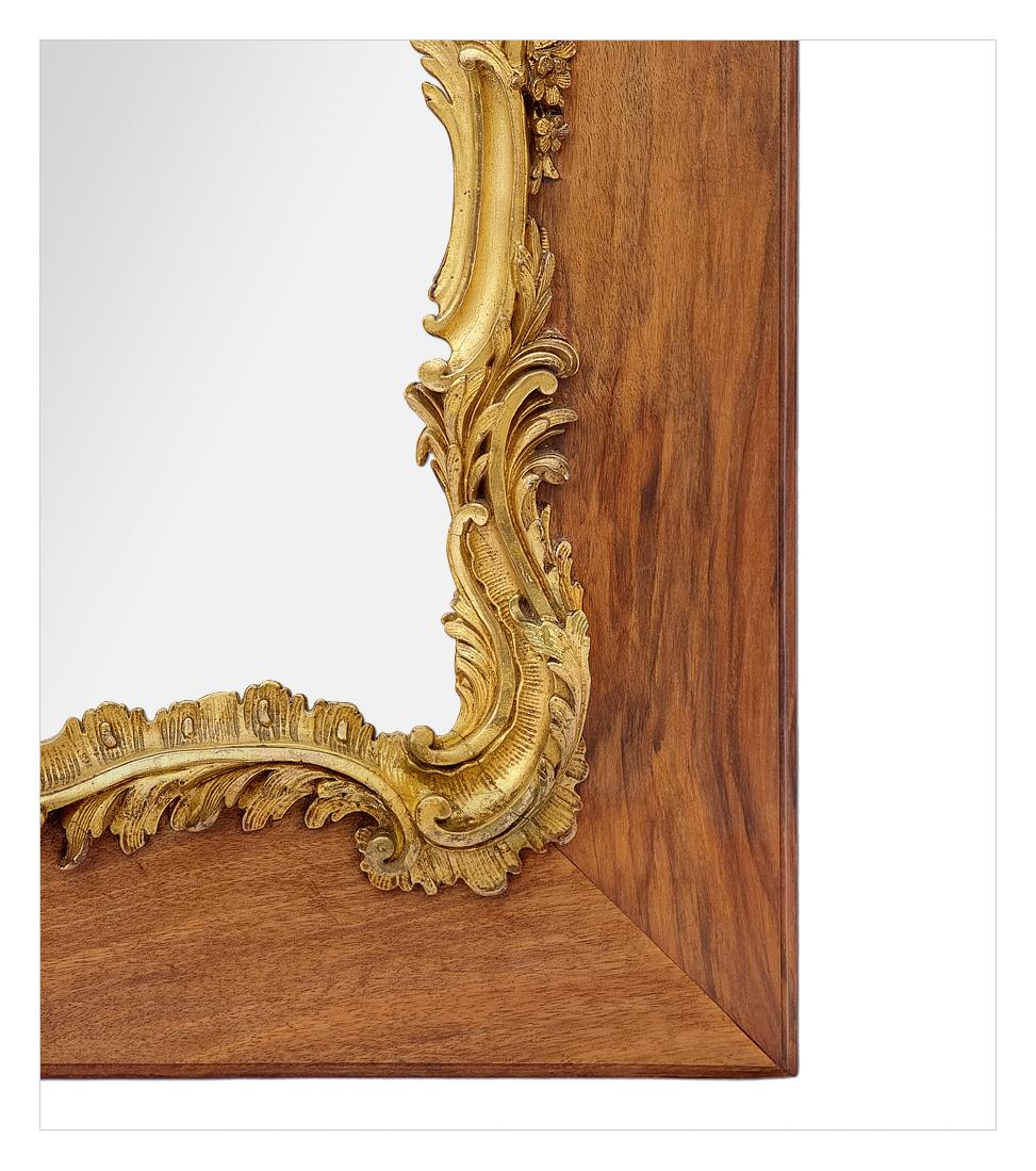 Antique Wall Mirror français de style Louis XV, Wood and Gilded Ornaments, circa 1890 en vente 2