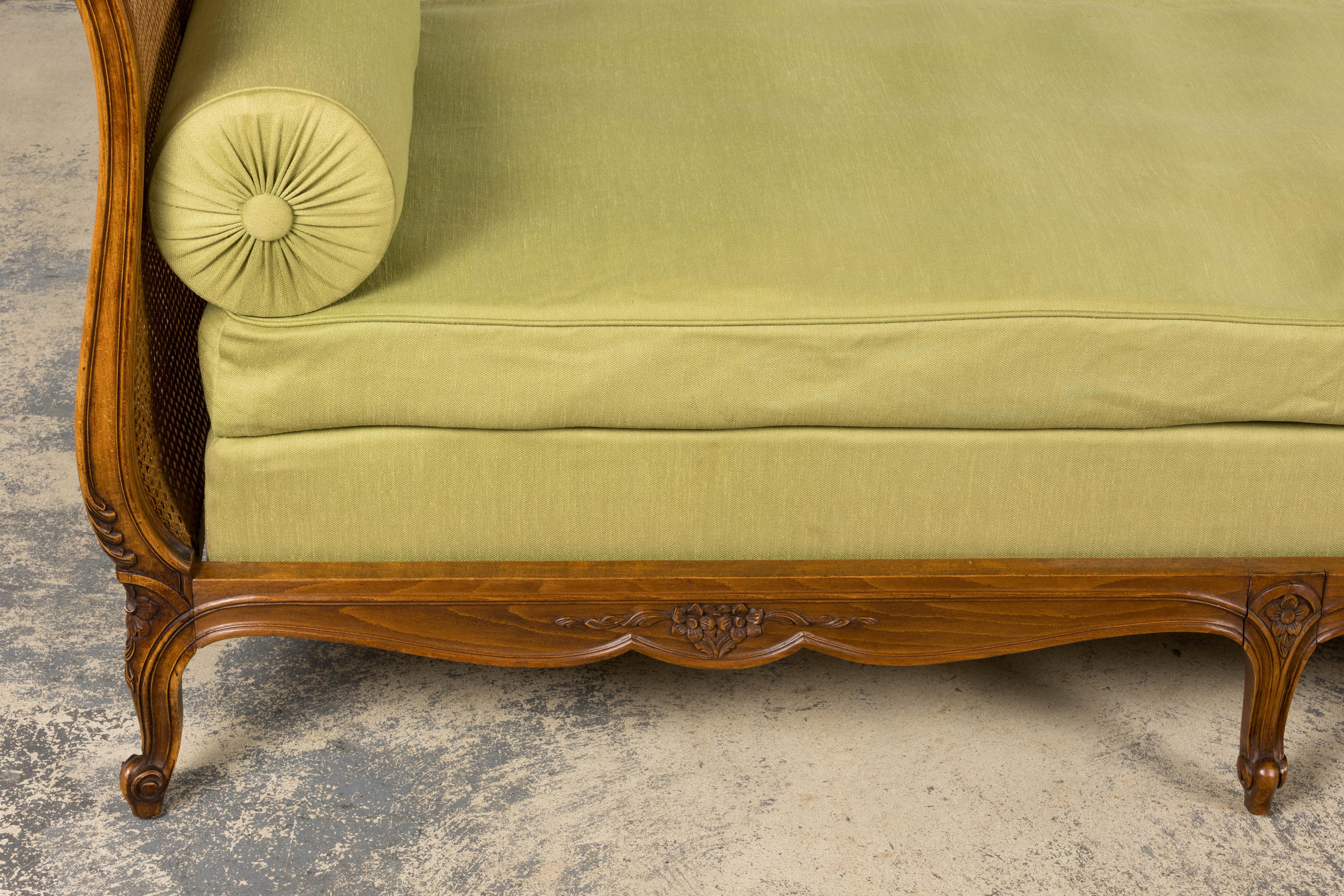 Antique French Louis XV Style Walnut Cane Daybed W/ Light Green Linen In Good Condition For Sale In Astoria, NY