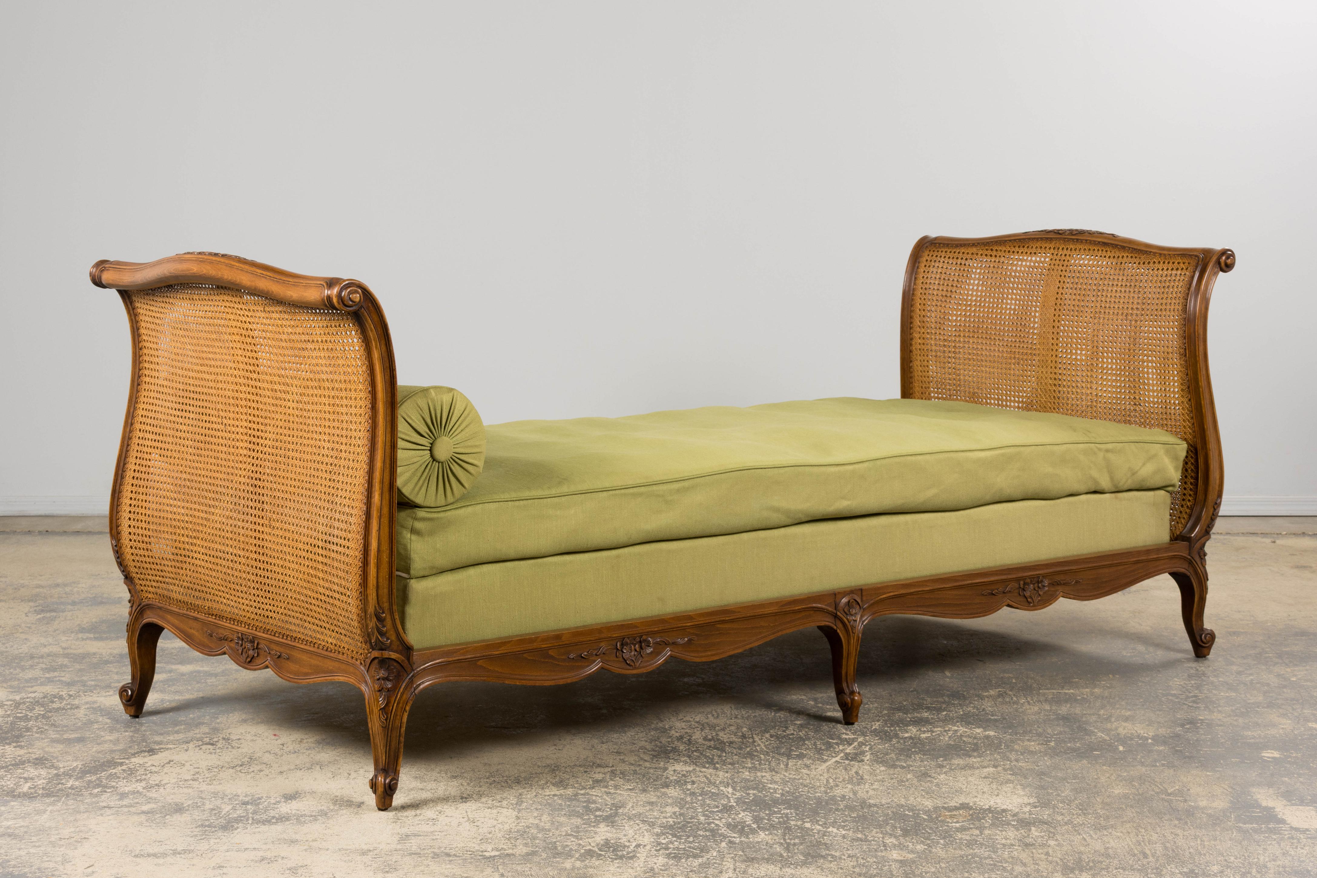 Antique French Louis XV Style Walnut Cane Daybed W/ Light Green Linen For Sale 1