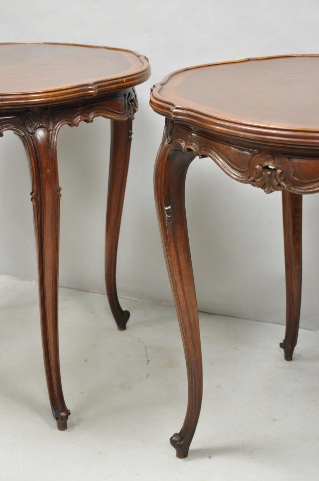 Antique French Louis XV Style Walnut Round Turtle Top Occasional Side Table Pair For Sale 7