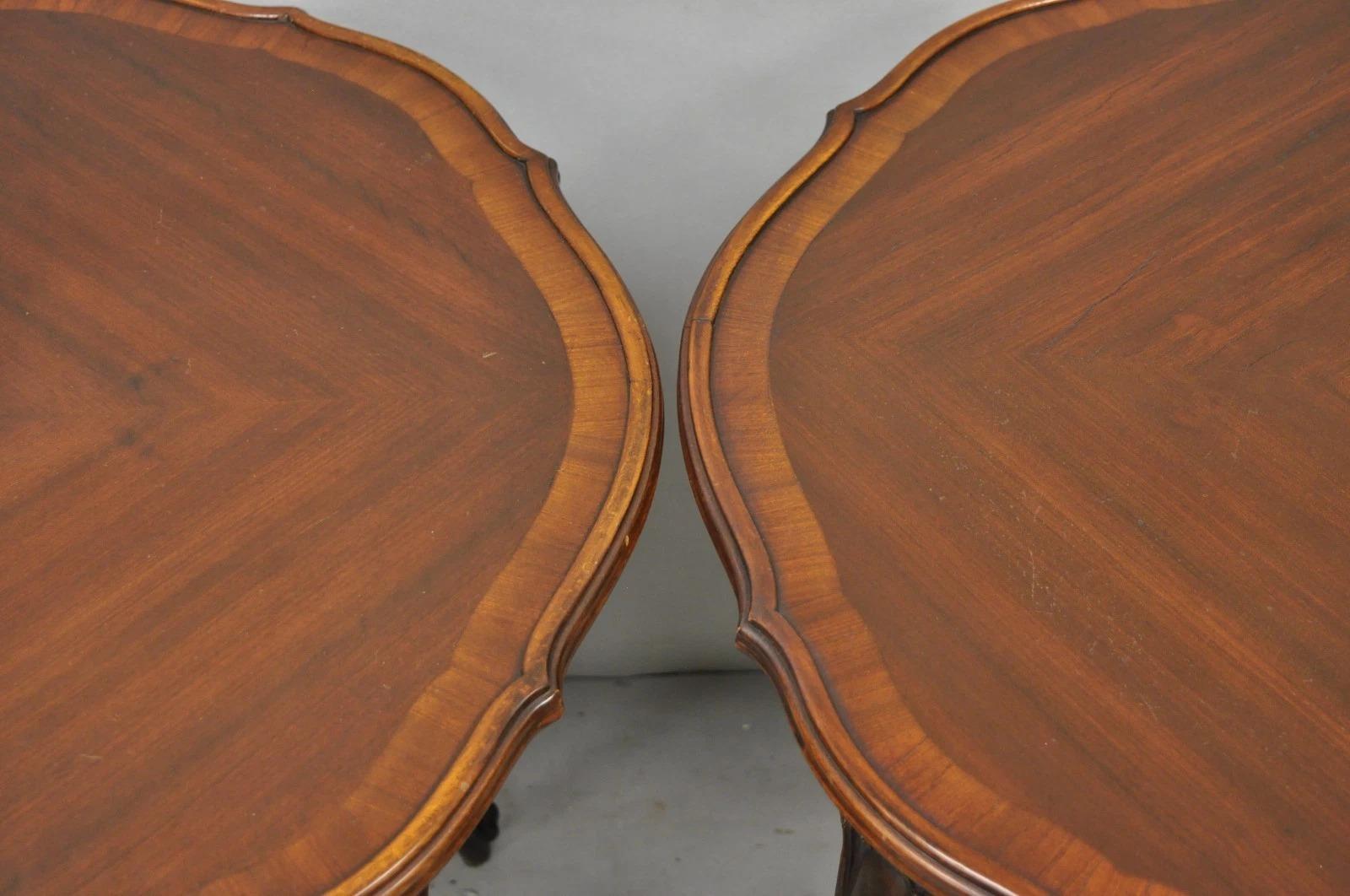Antique French Louis XV Style Walnut Round Turtle Top Occasional Side Table Pair For Sale 2
