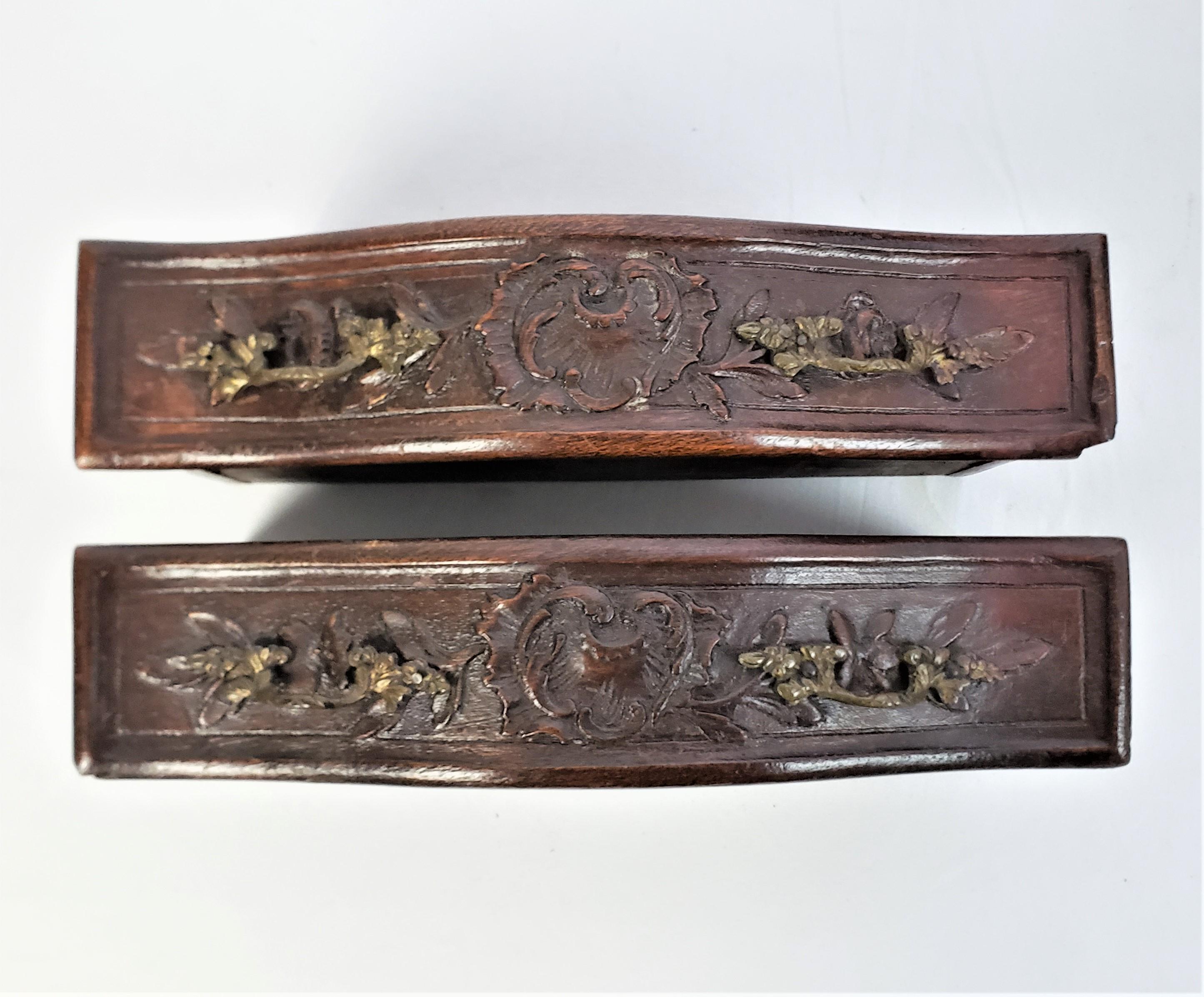 Ancienne commode à deux tiroirs ou coffre à bijoux de style Louis XV français miniature en vente 7