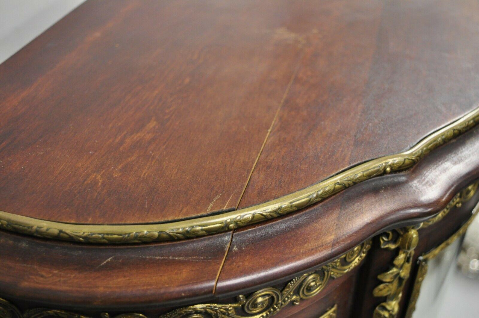 Antique French Louis XV Victorian Mahogany Bowed Glass Curio Vitrine Cabinet 1