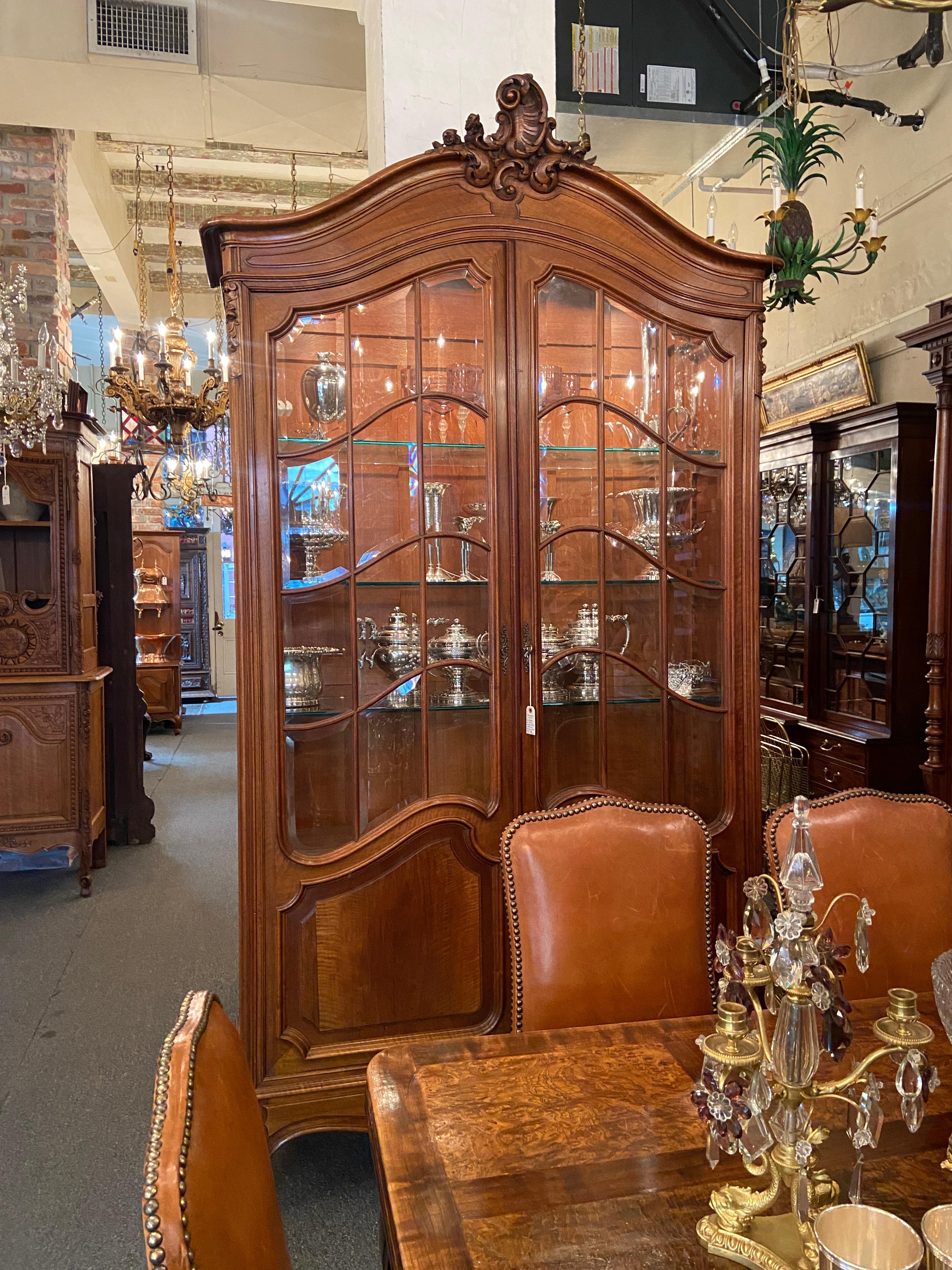 Antique French Louis XV Walnut & Beveled Glass 2 Door Display Cabinet Circa 1880 For Sale 2