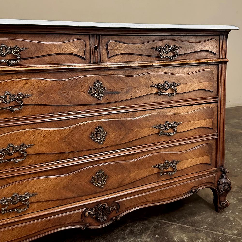 Antique French Louis XV Walnut Commode with Carrara Marble For Sale 9