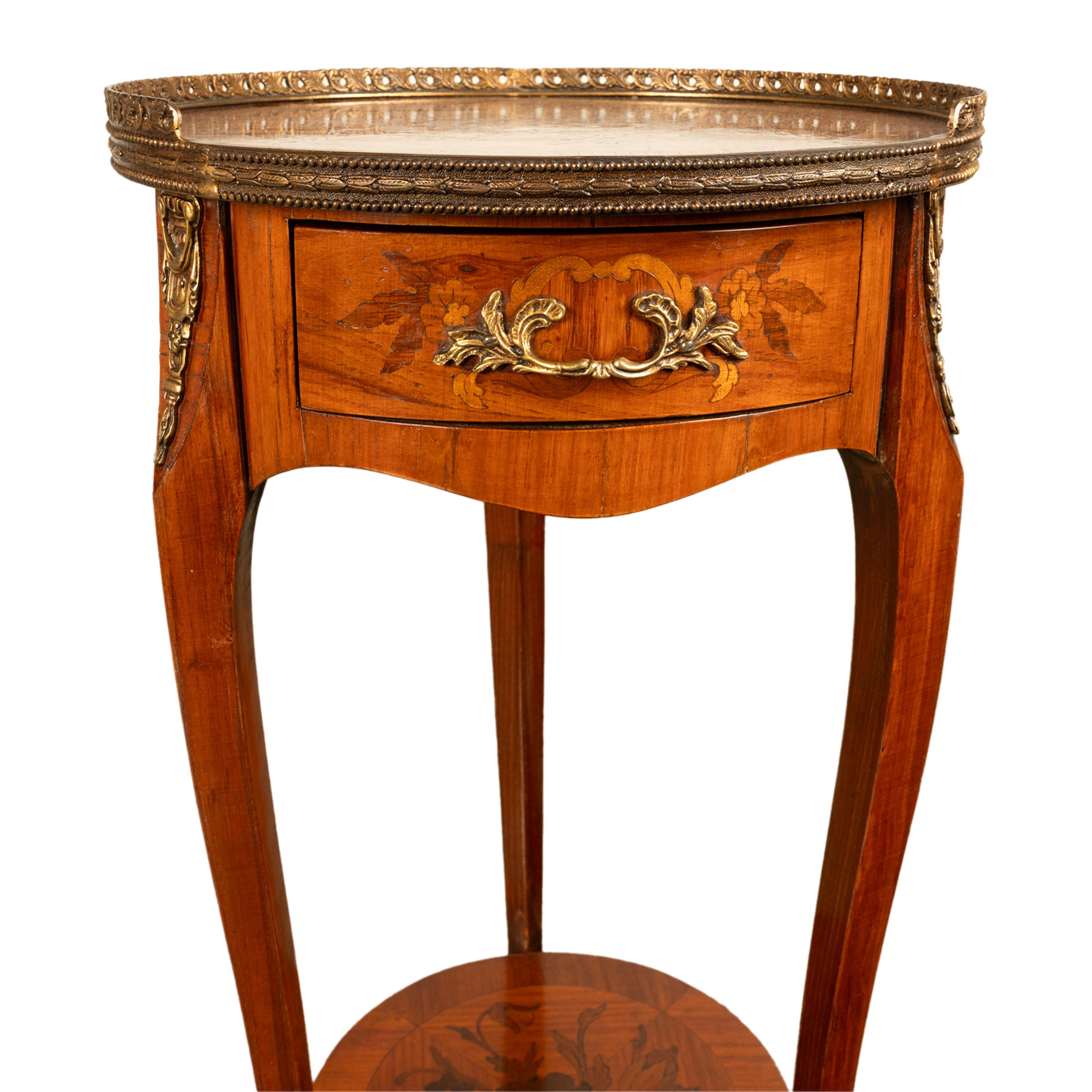 Antique French Louis XV Walnut & Ormolu Marquetry Circular Side Table Stand 1890 8