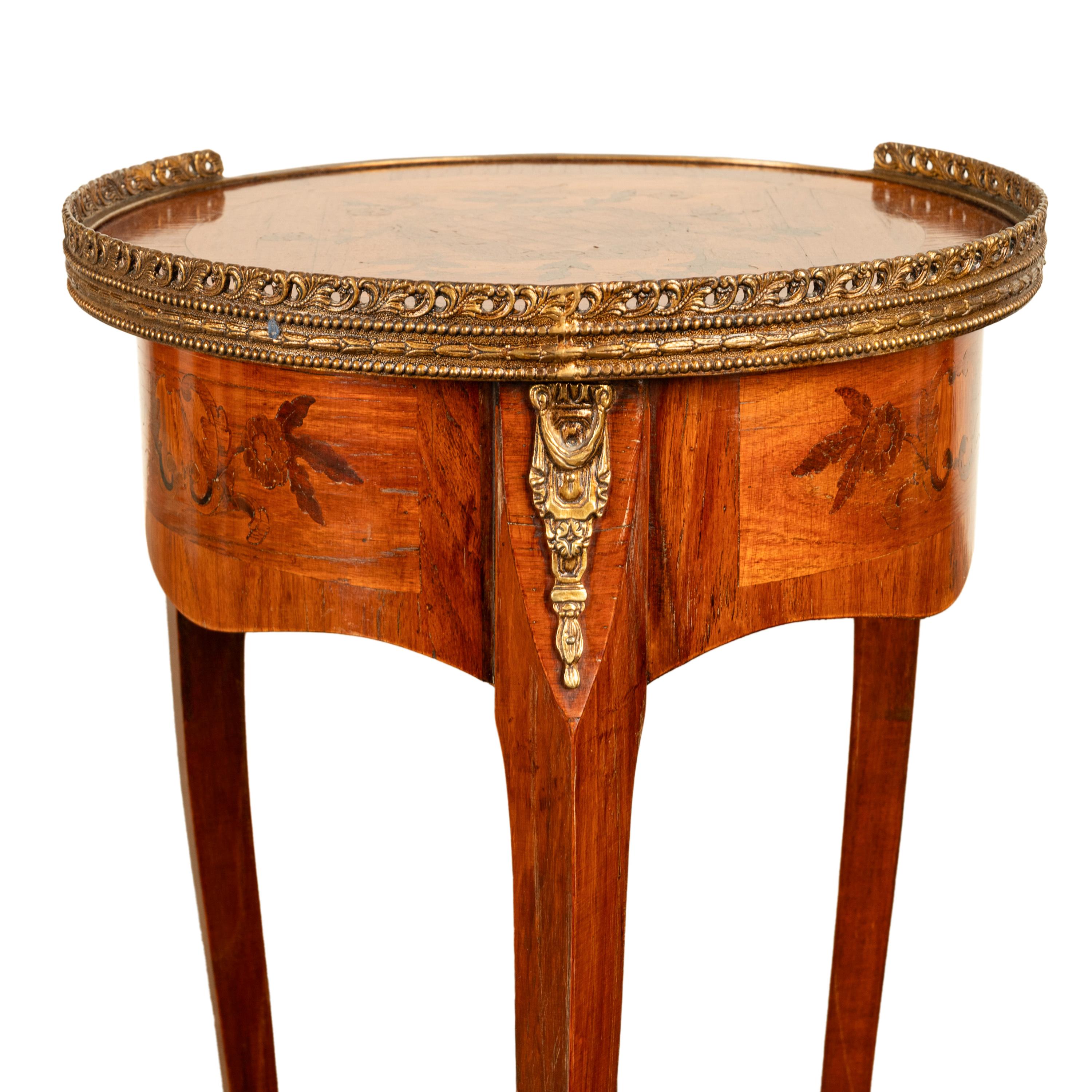 Antique French Louis XV Walnut & Ormolu Marquetry Circular Side Table Stand 1890 11