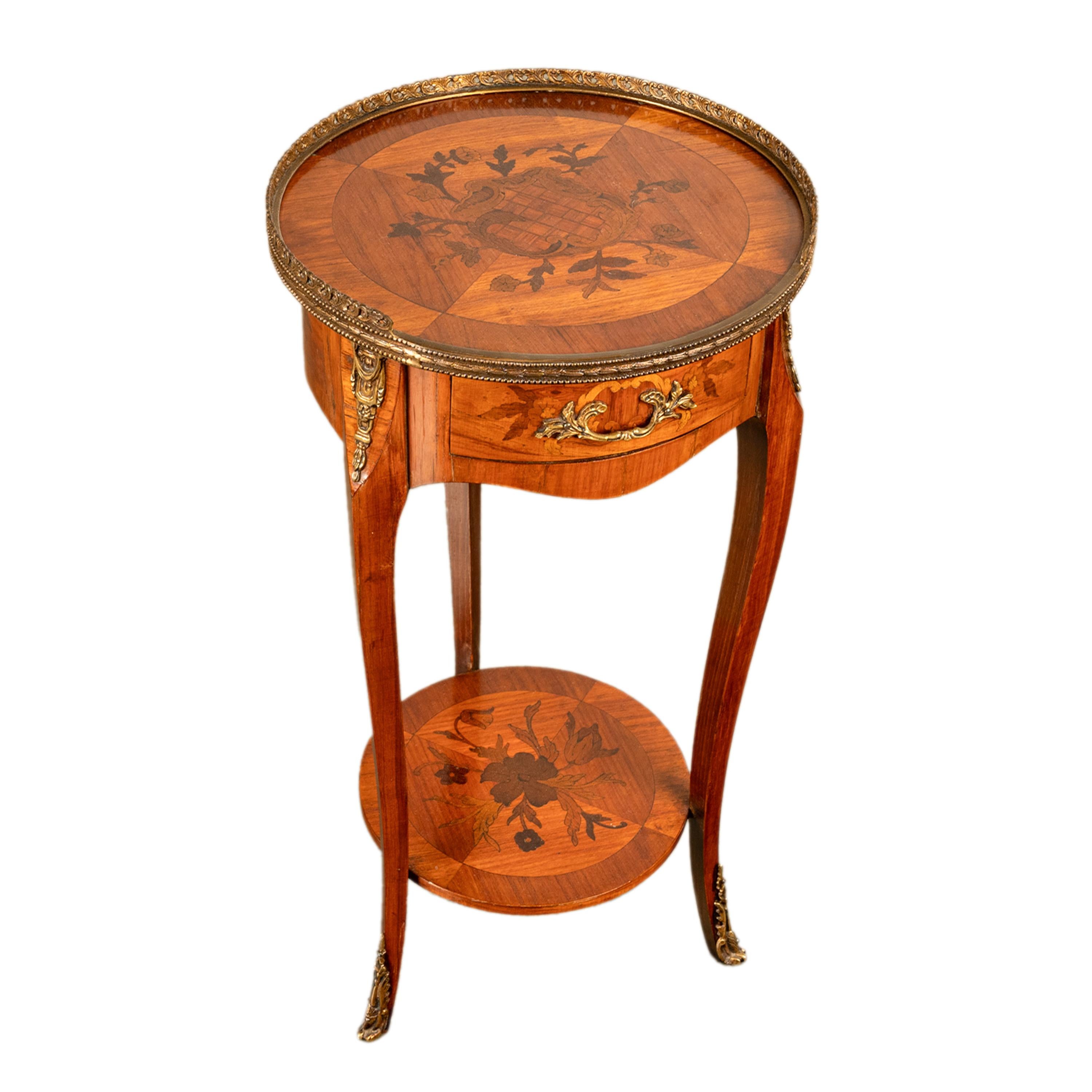 Inlay Antique French Louis XV Walnut & Ormolu Marquetry Circular Side Table Stand 1890