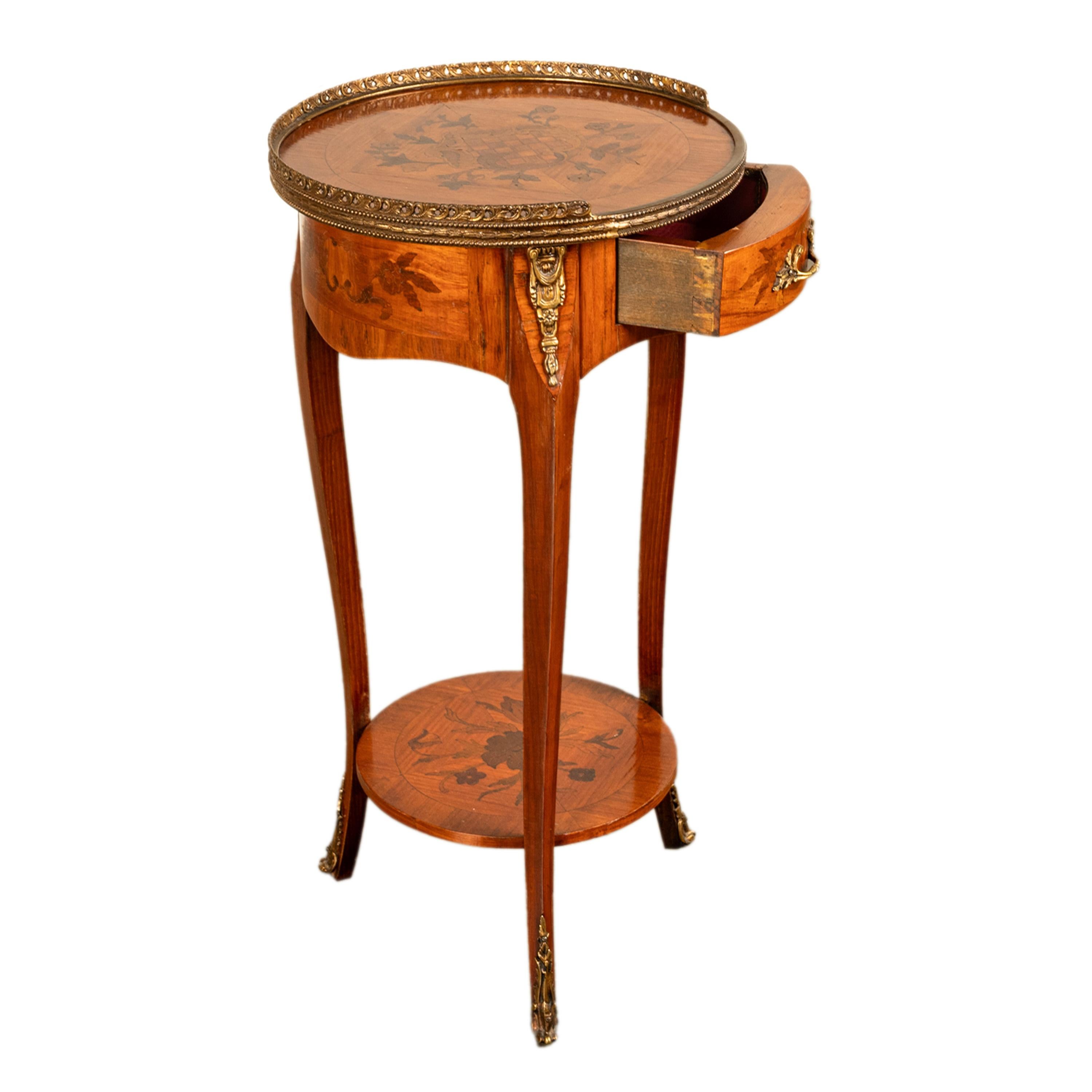 Late 19th Century Antique French Louis XV Walnut & Ormolu Marquetry Circular Side Table Stand 1890