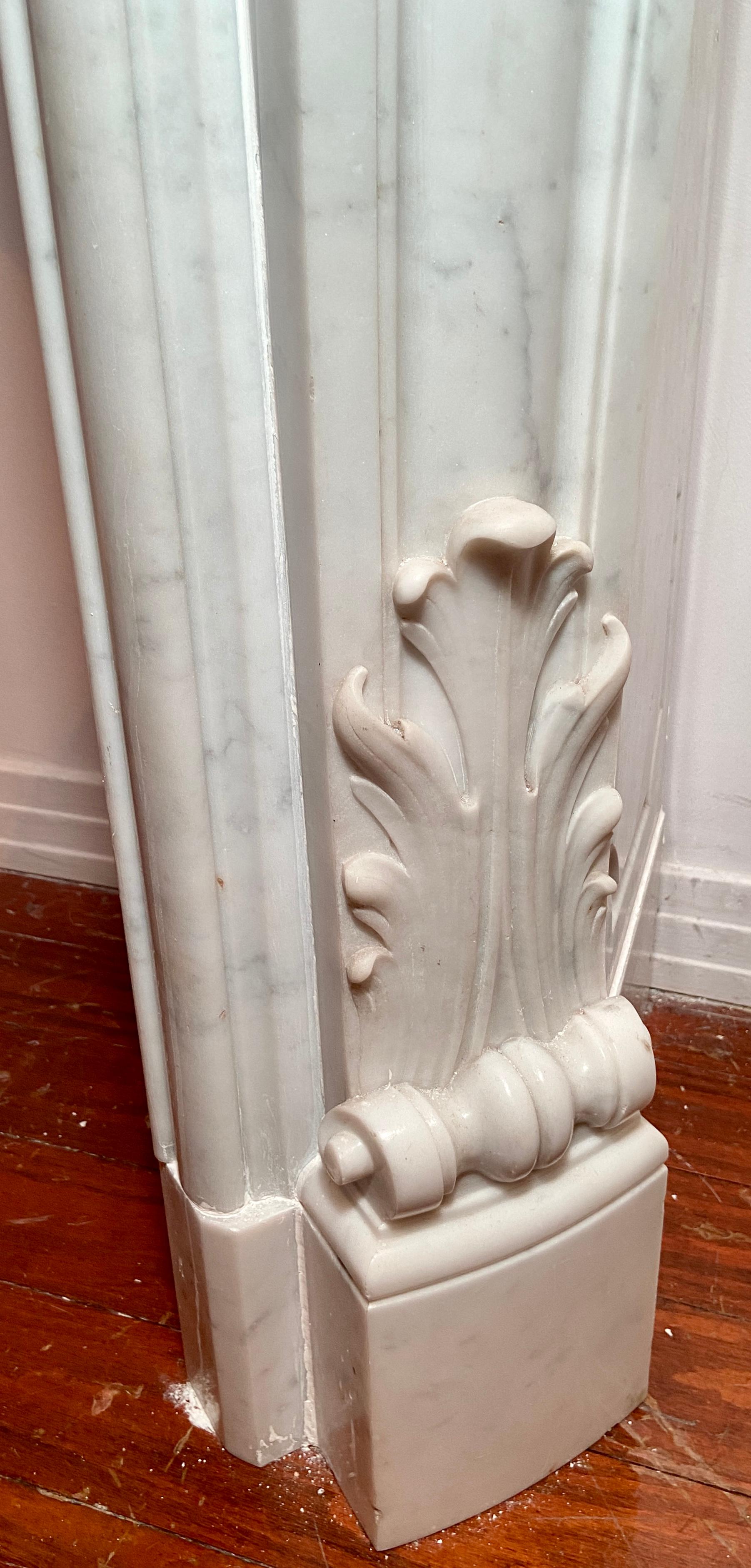 Antique French Louis XV White and Grey Marble Mantel, Circa 1860-1880 For Sale 7