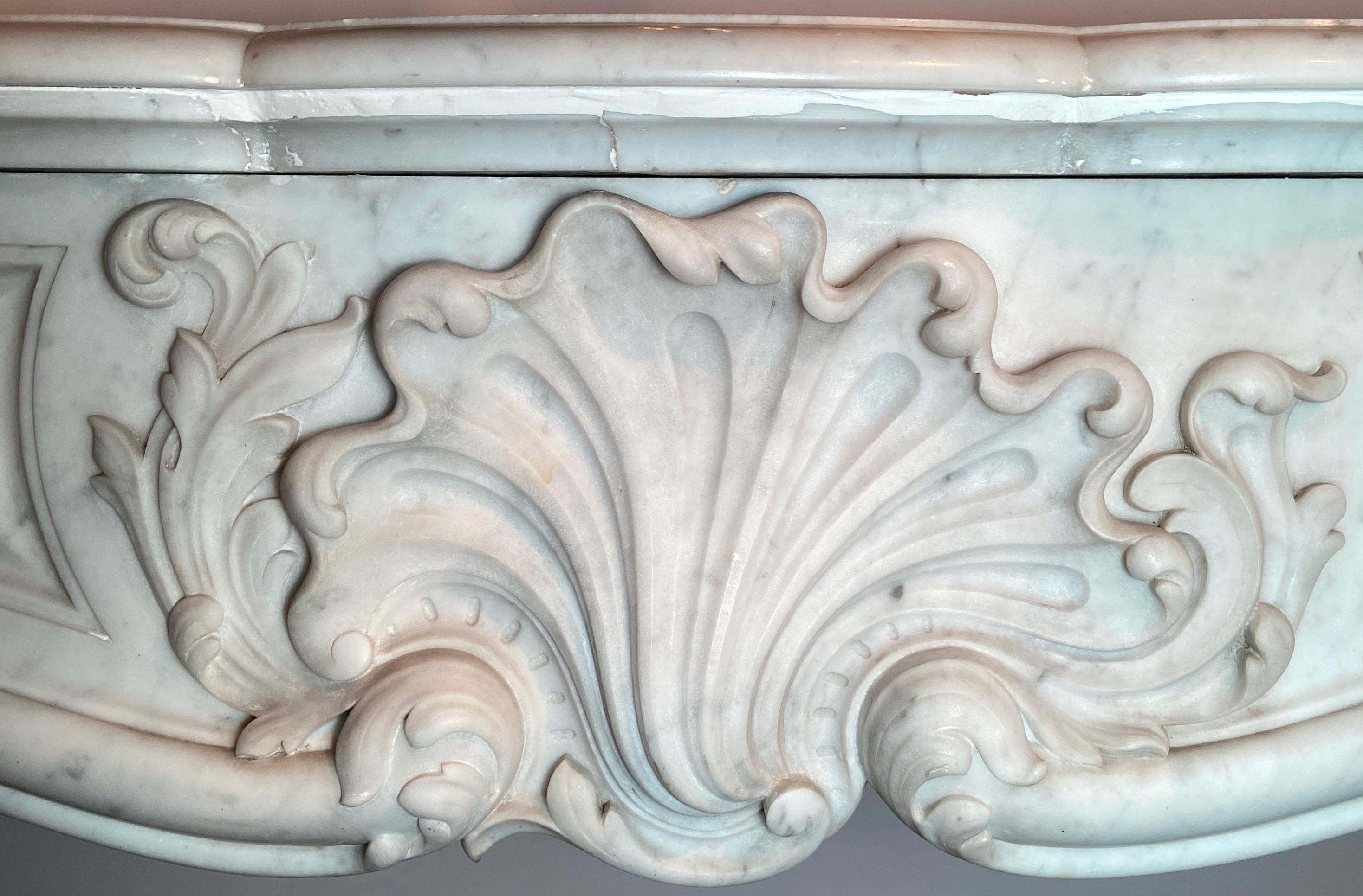 Antique French Louis XV White and Grey Marble Mantel, Circa 1860-1880 For Sale 3
