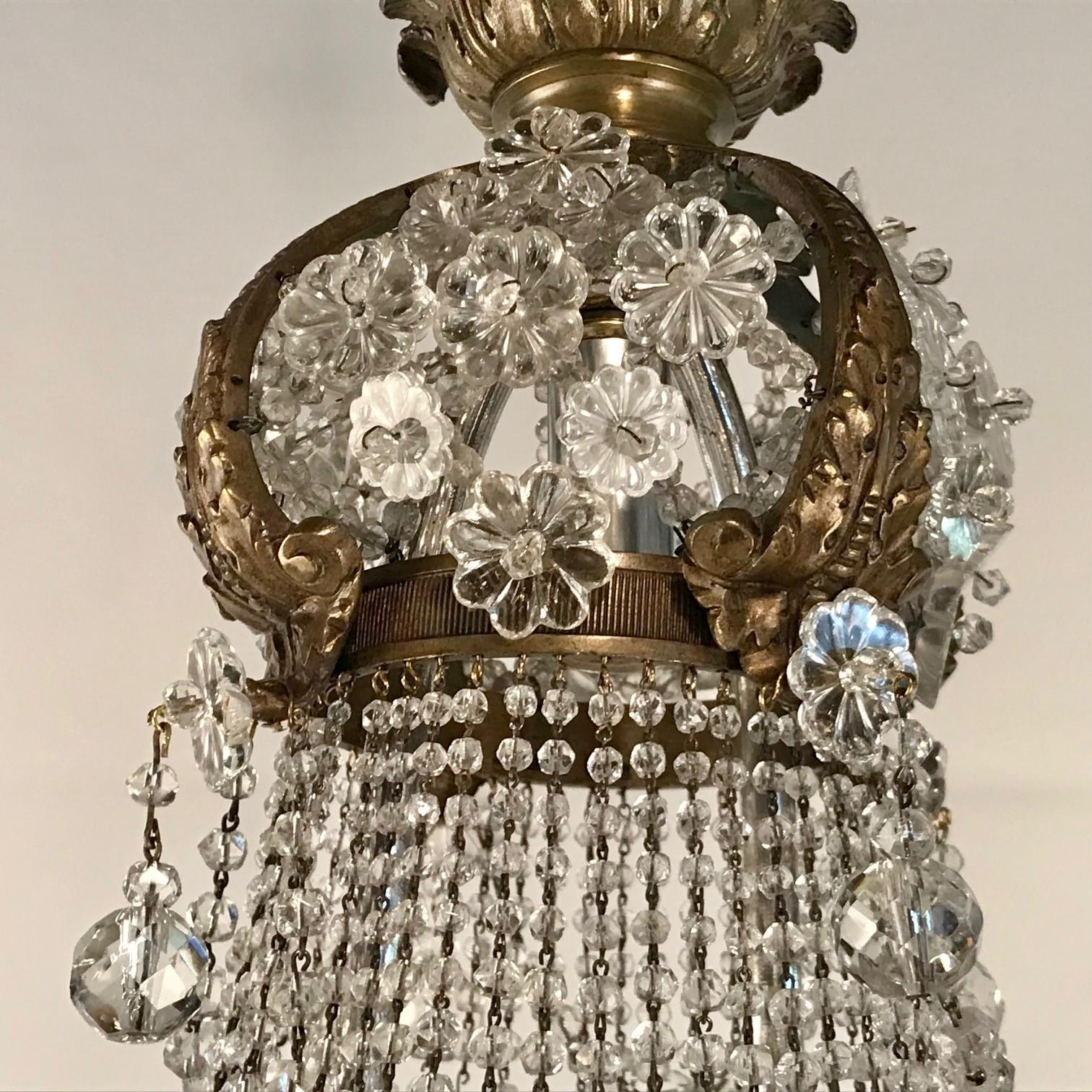 Hand-Crafted Antique French Louis XVI Basket-Shaped Chandelier For Sale
