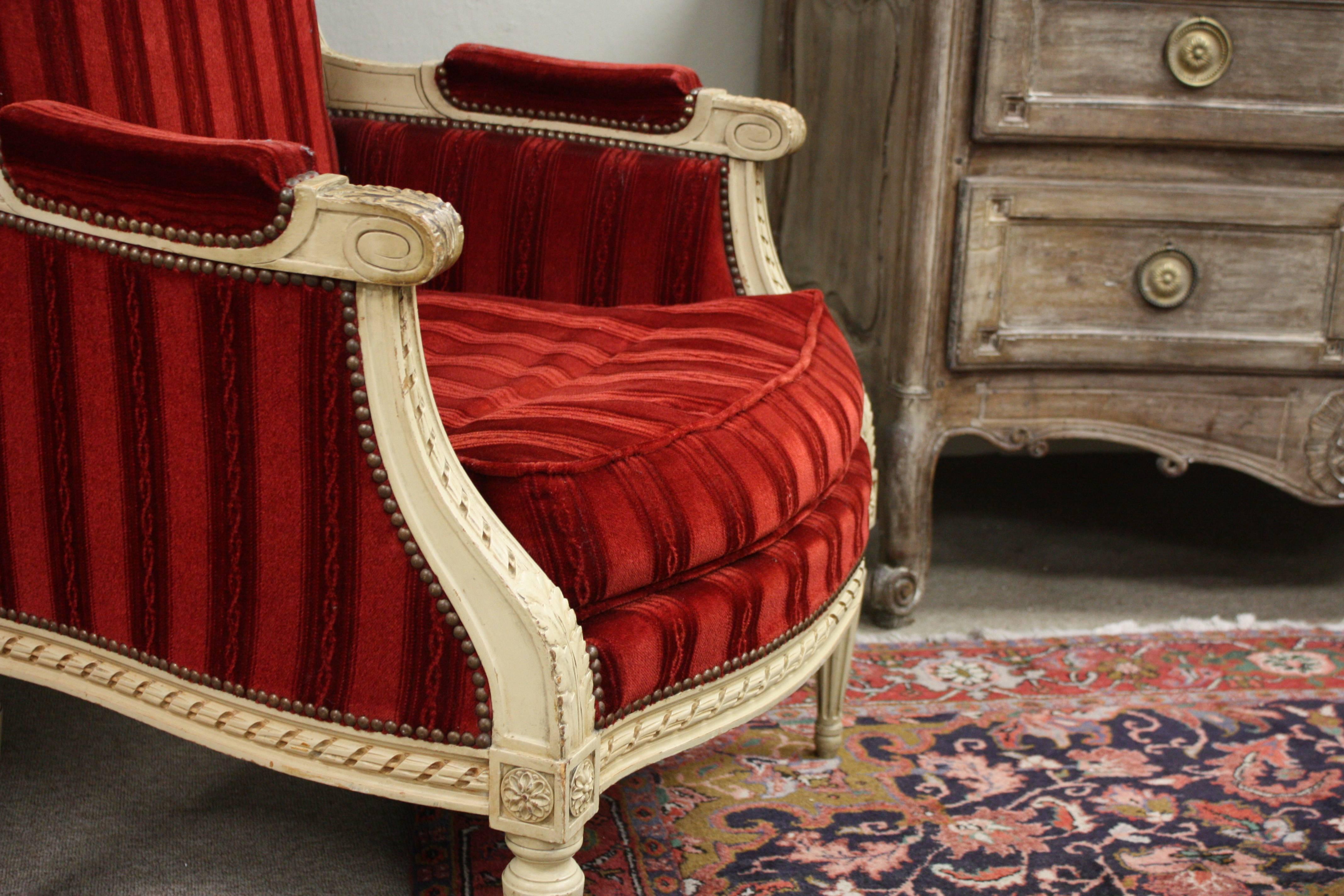 Antique French Louis XVI Bergère For Sale 2