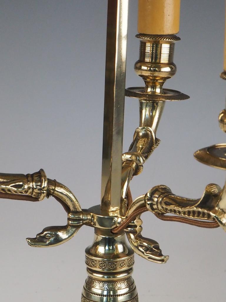 Antique French Louis XVI Bouillotte Lamp - Ormolu & Tole Shade Table Light en venta 5