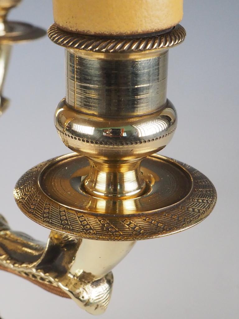 Antique French Louis XVI Bouillotte Lamp - Ormolu & Tole Shade Table Light en venta 7